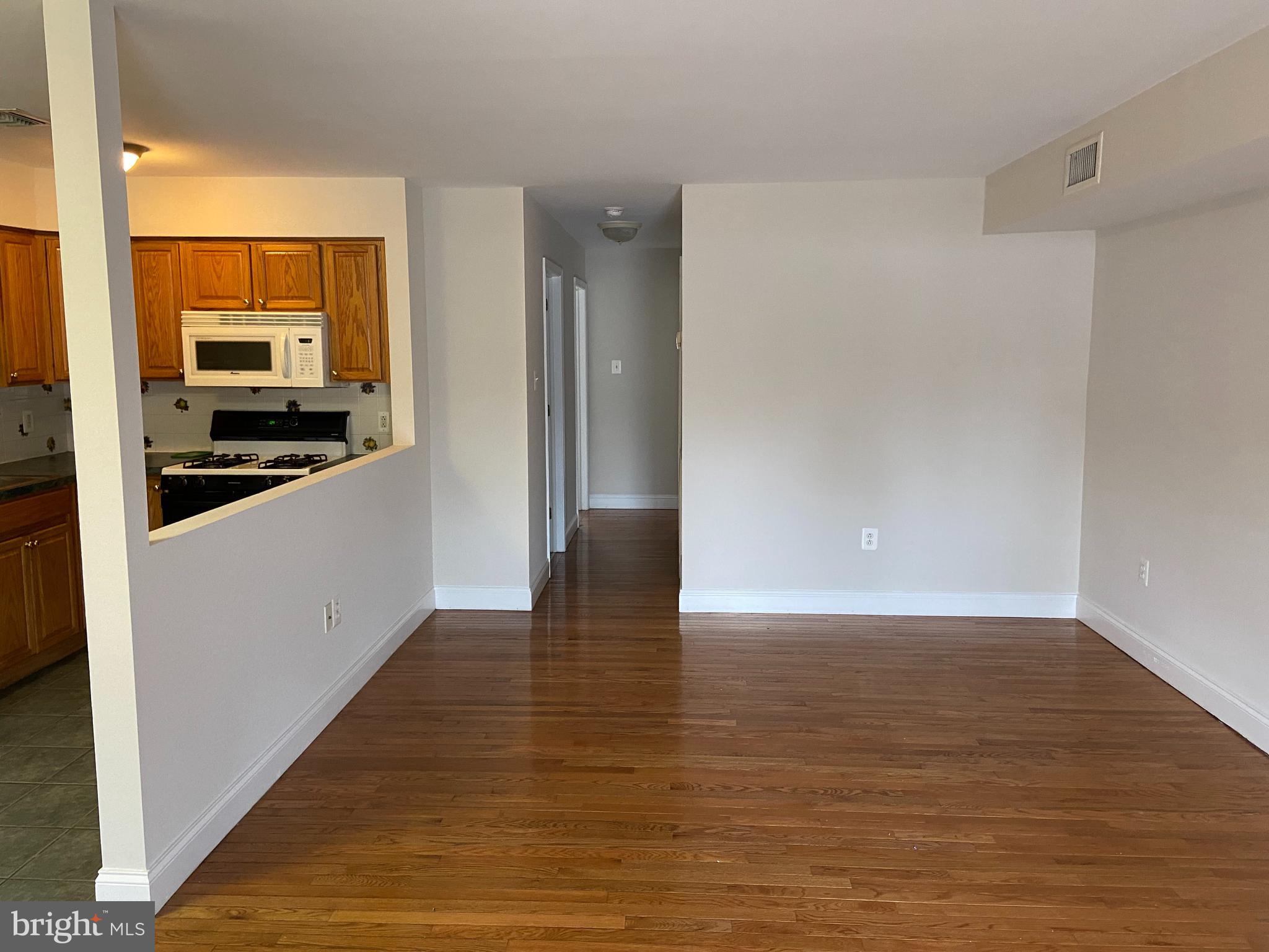 ROXBOROUGH - Residential Lease