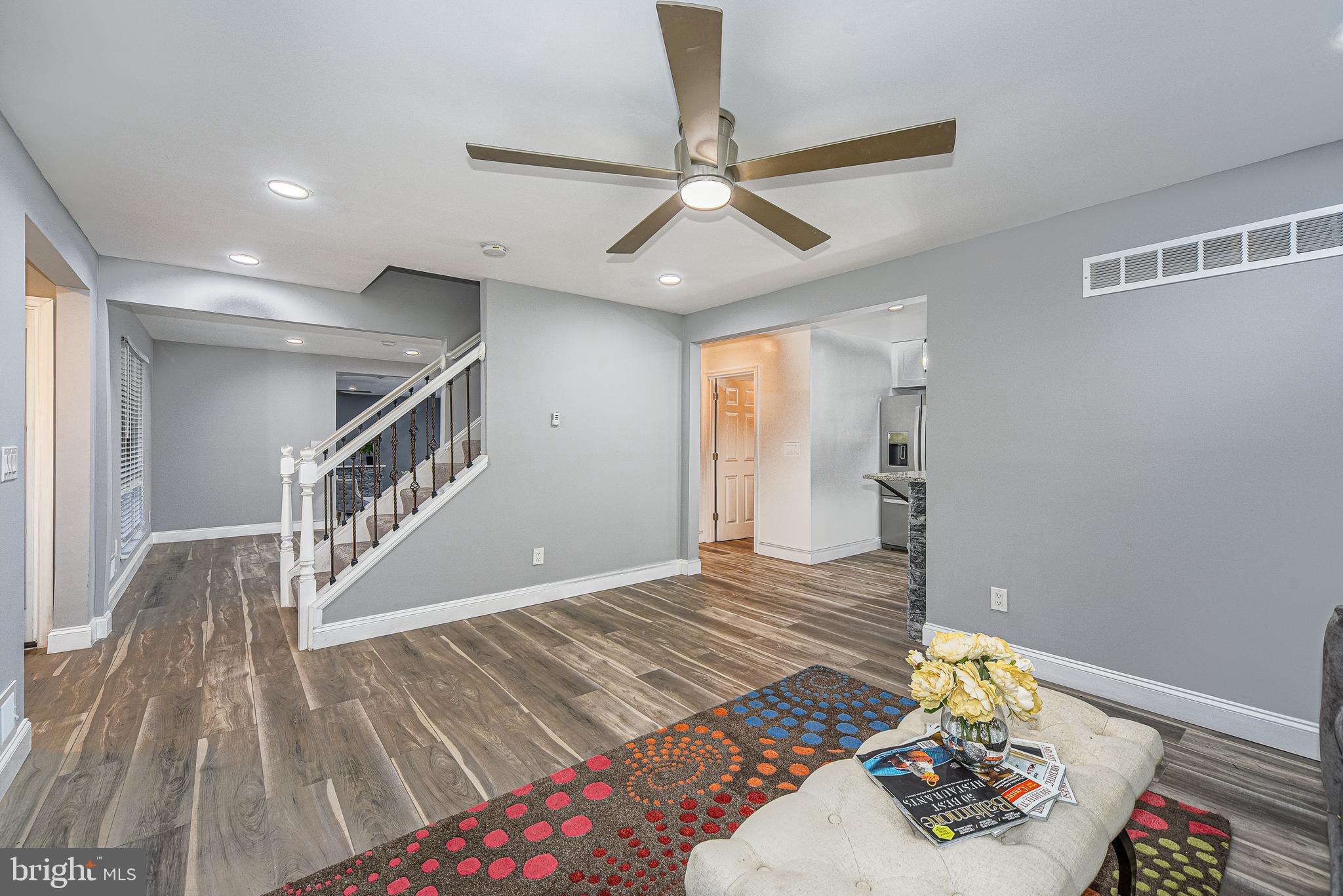 WOODBRIDGE VALLEY - Residential