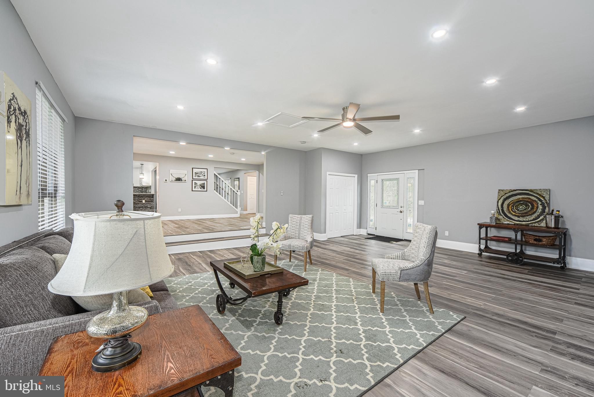 WOODBRIDGE VALLEY - Residential