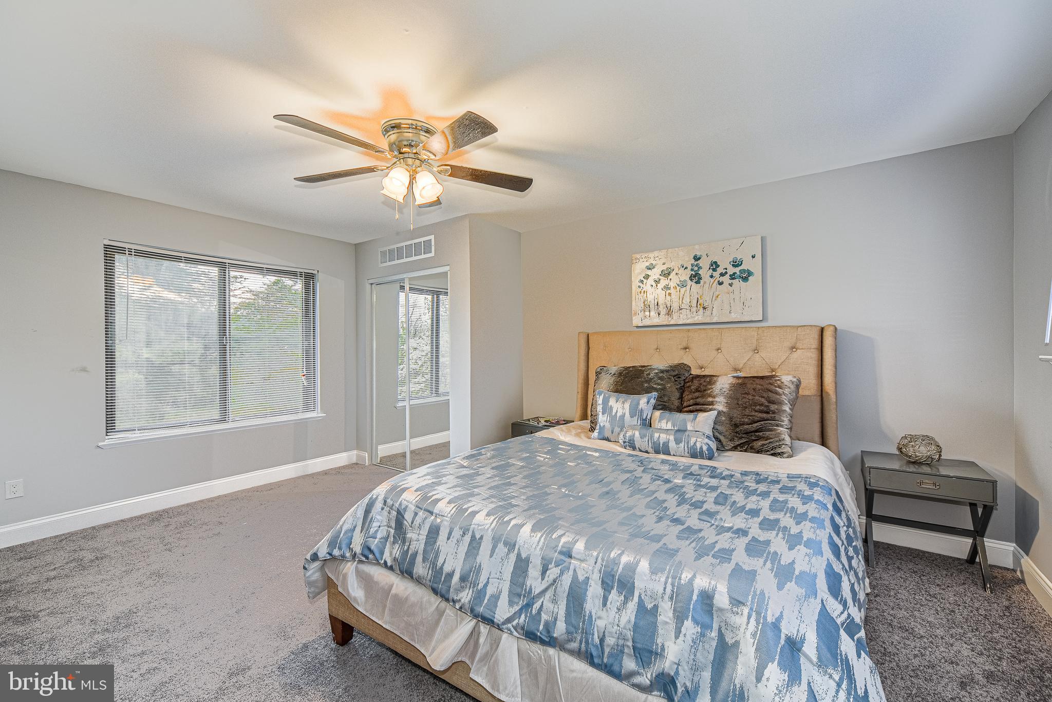 WOODBRIDGE VALLEY - Residential