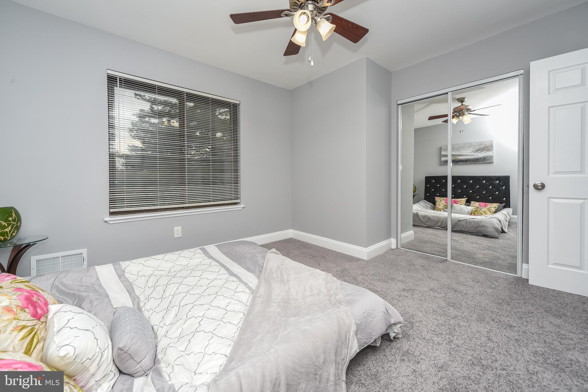 WOODBRIDGE VALLEY - Residential