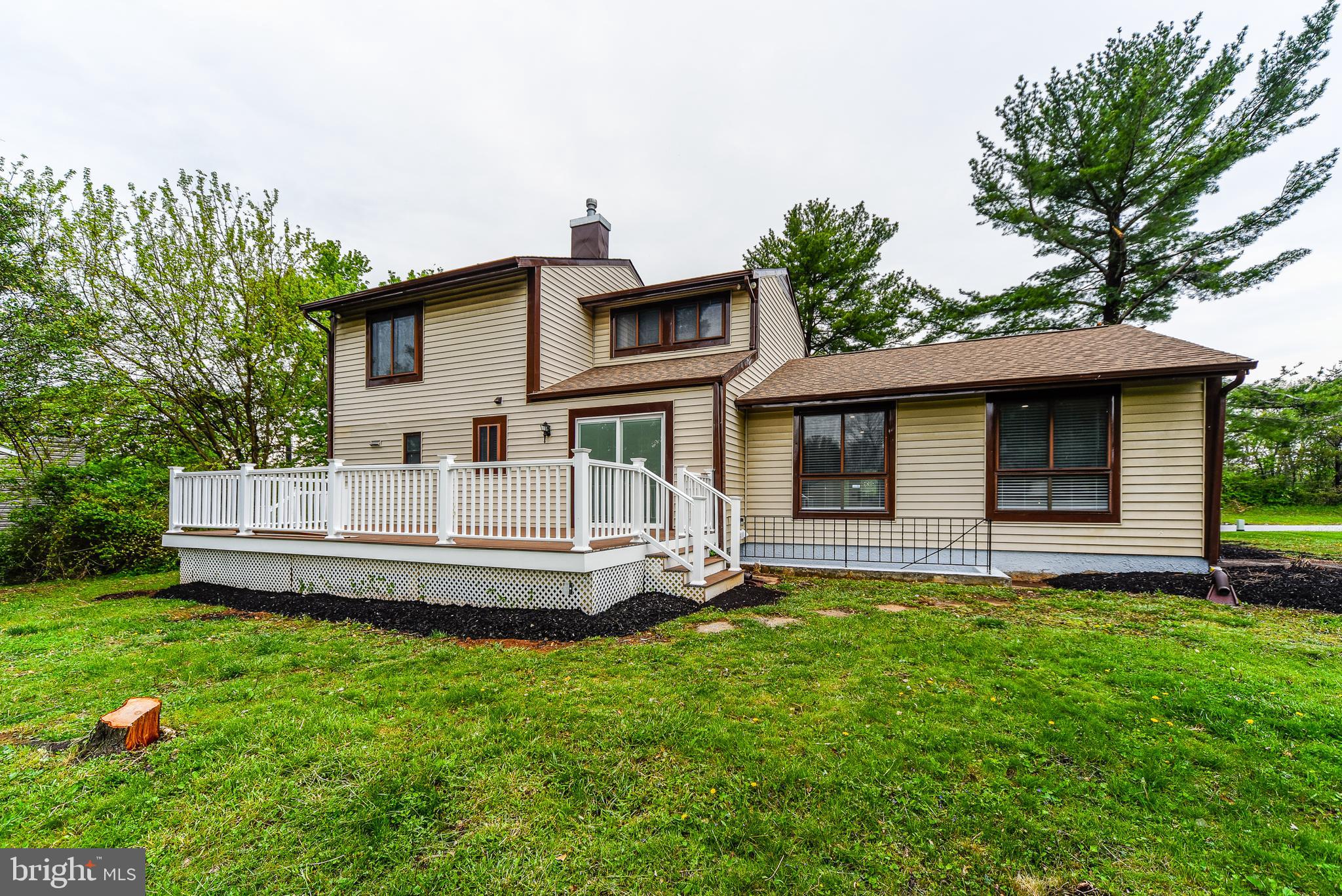 WOODBRIDGE VALLEY - Residential