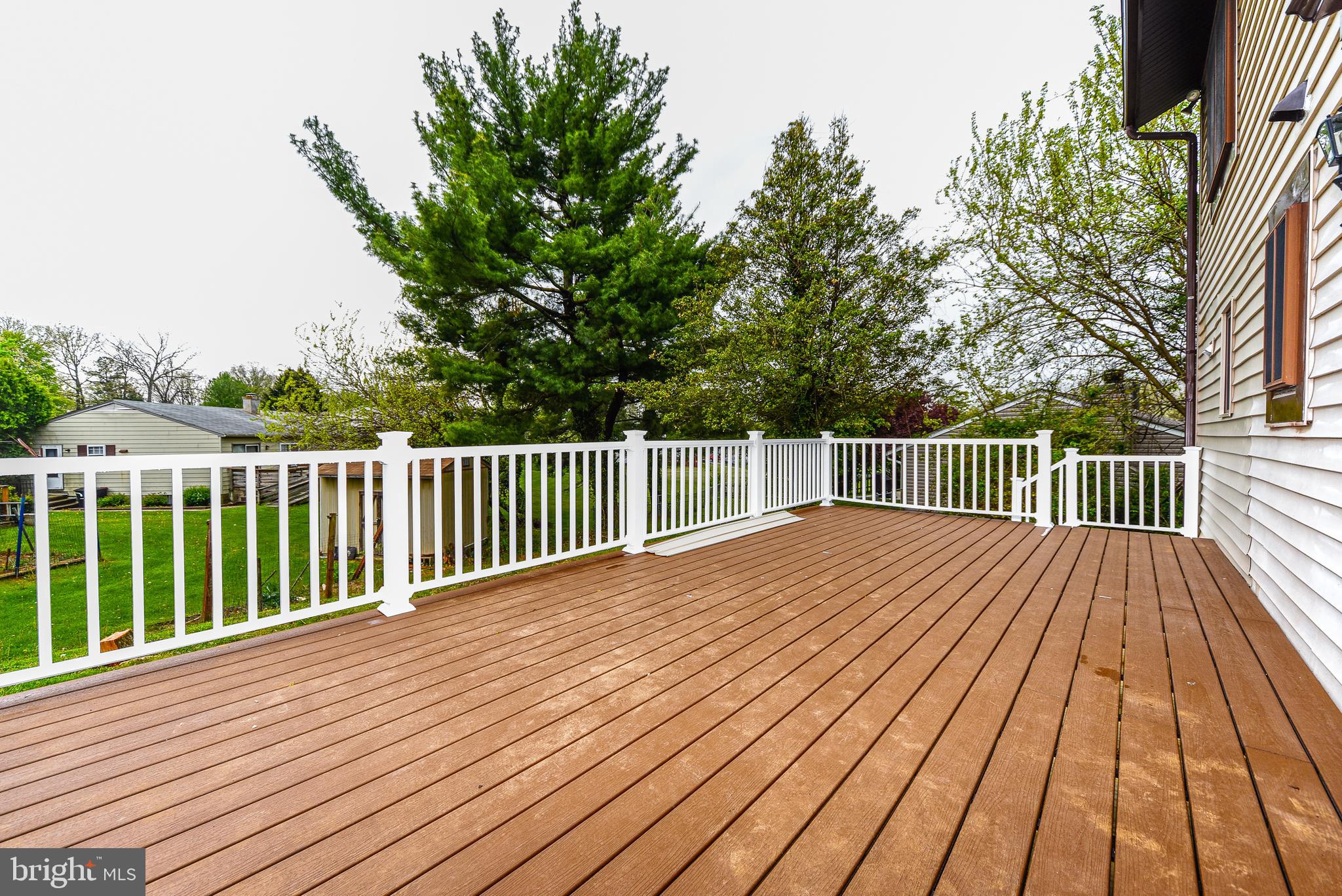 WOODBRIDGE VALLEY - Residential