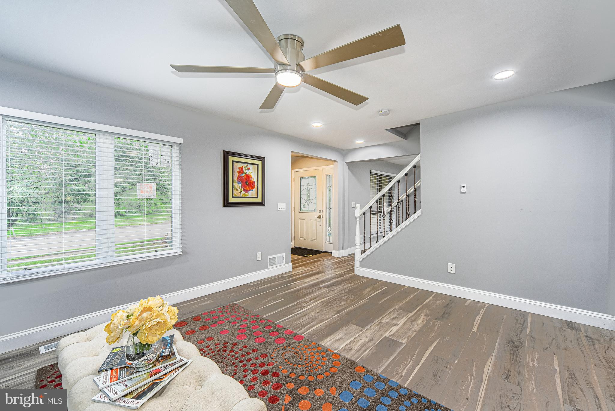 WOODBRIDGE VALLEY - Residential