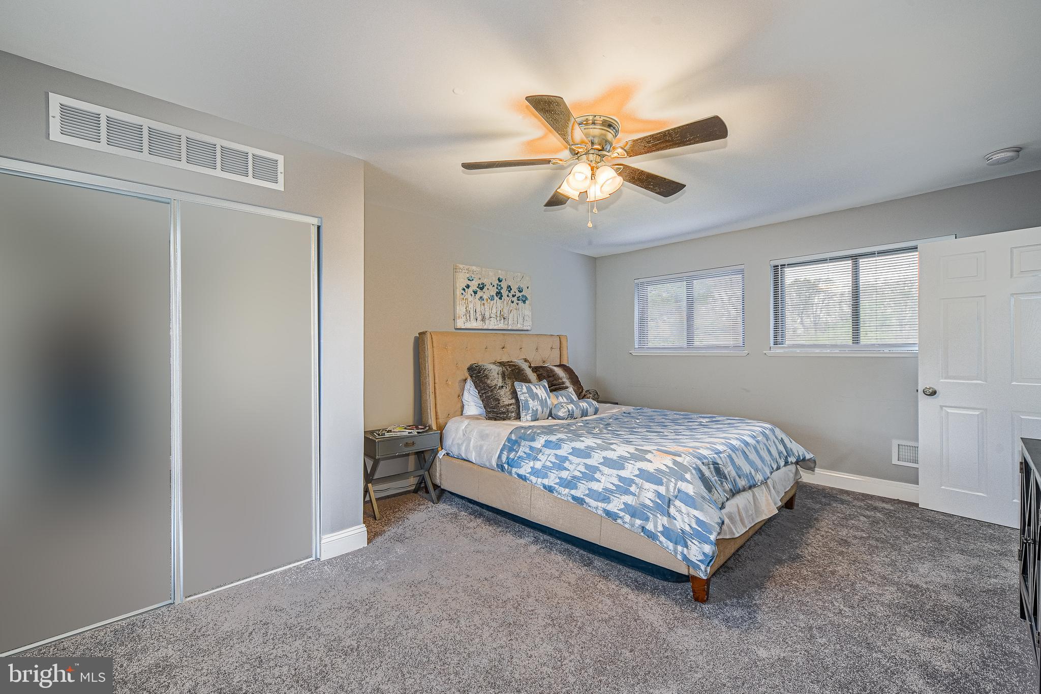 WOODBRIDGE VALLEY - Residential