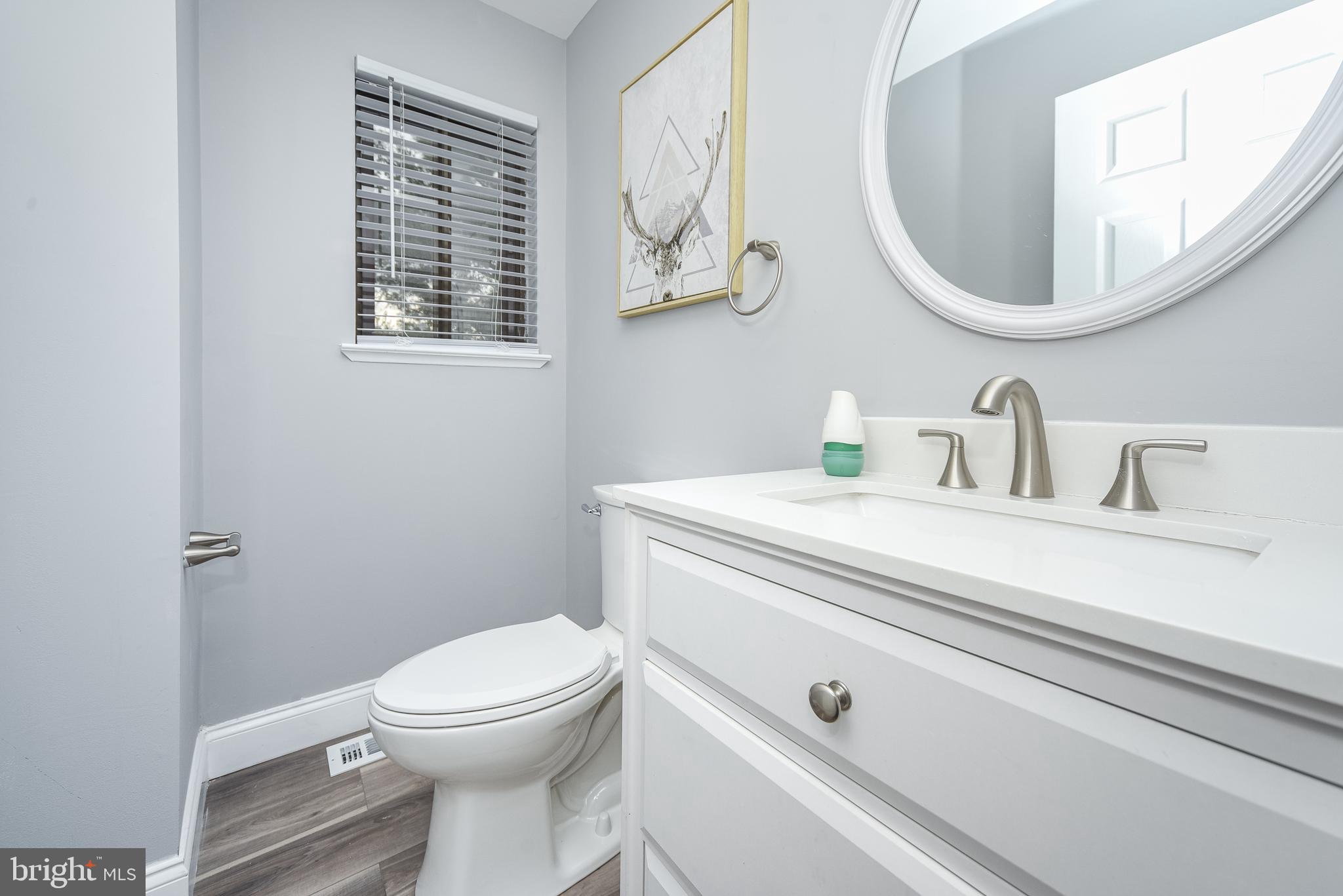 WOODBRIDGE VALLEY - Residential