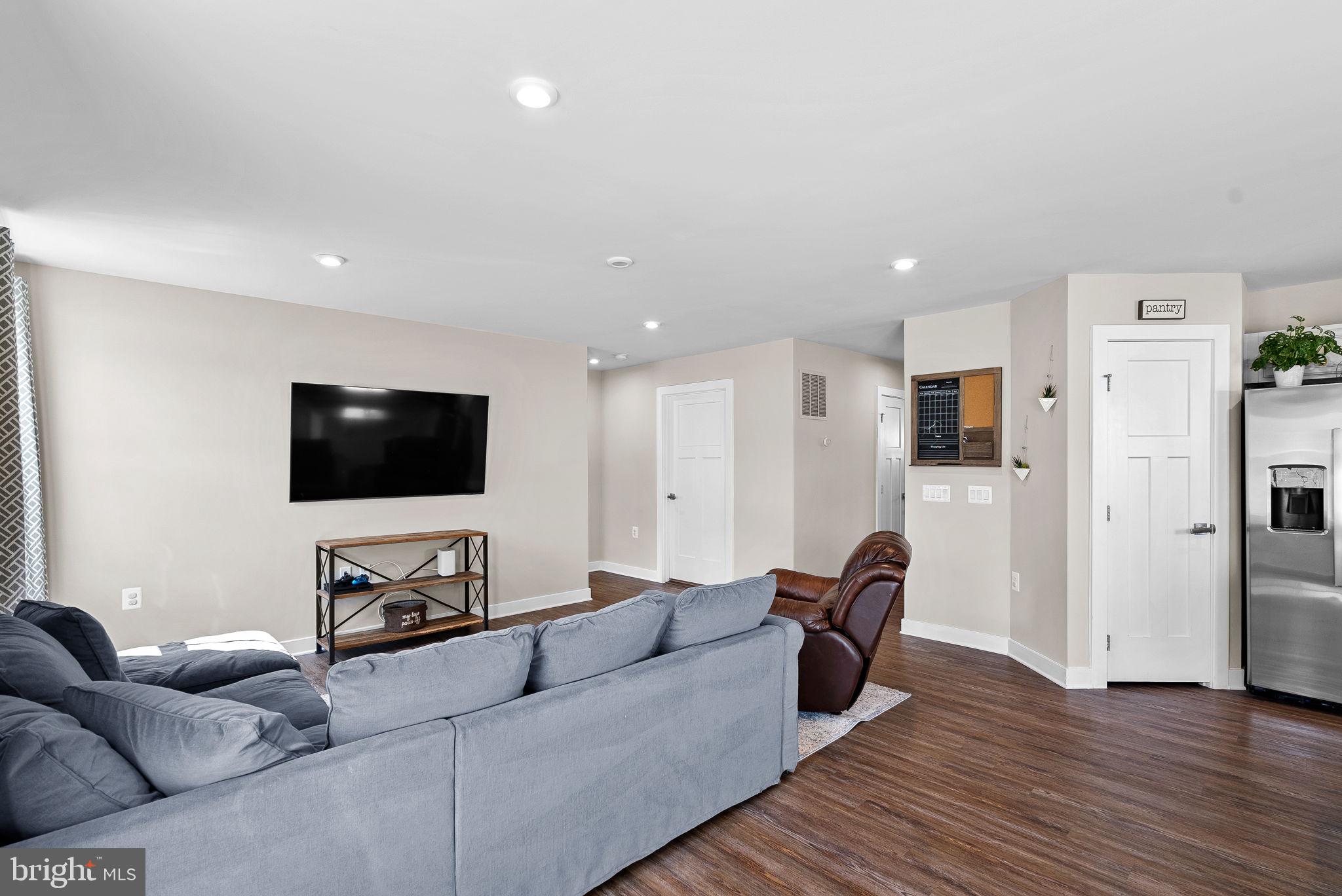 SOUTH BROOK - Residential