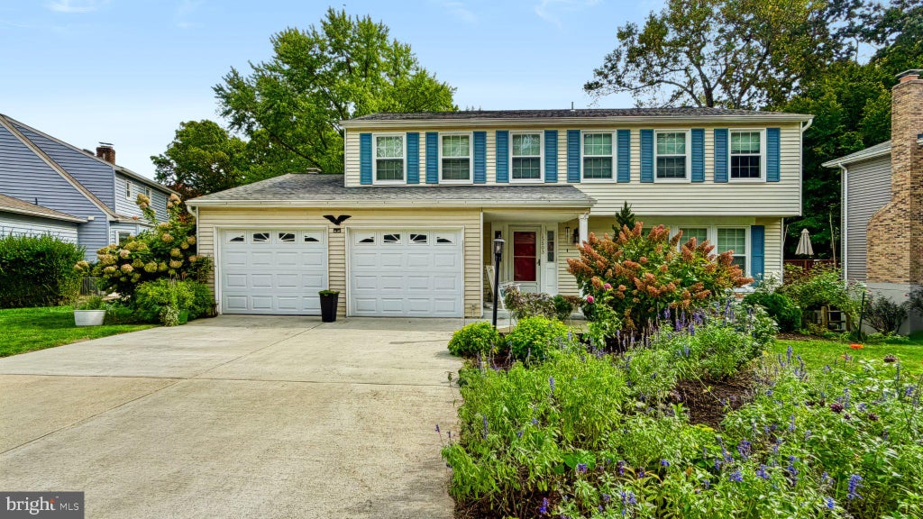 Photo of 15503 Golf Club Drive, DUMFRIES, VA 22025 (MLS # VAPW2132360)