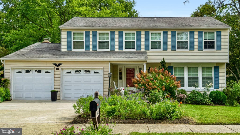 Photo of 15503 Golf Club Drive, DUMFRIES, VA 22025 (MLS # VAPW2132360)