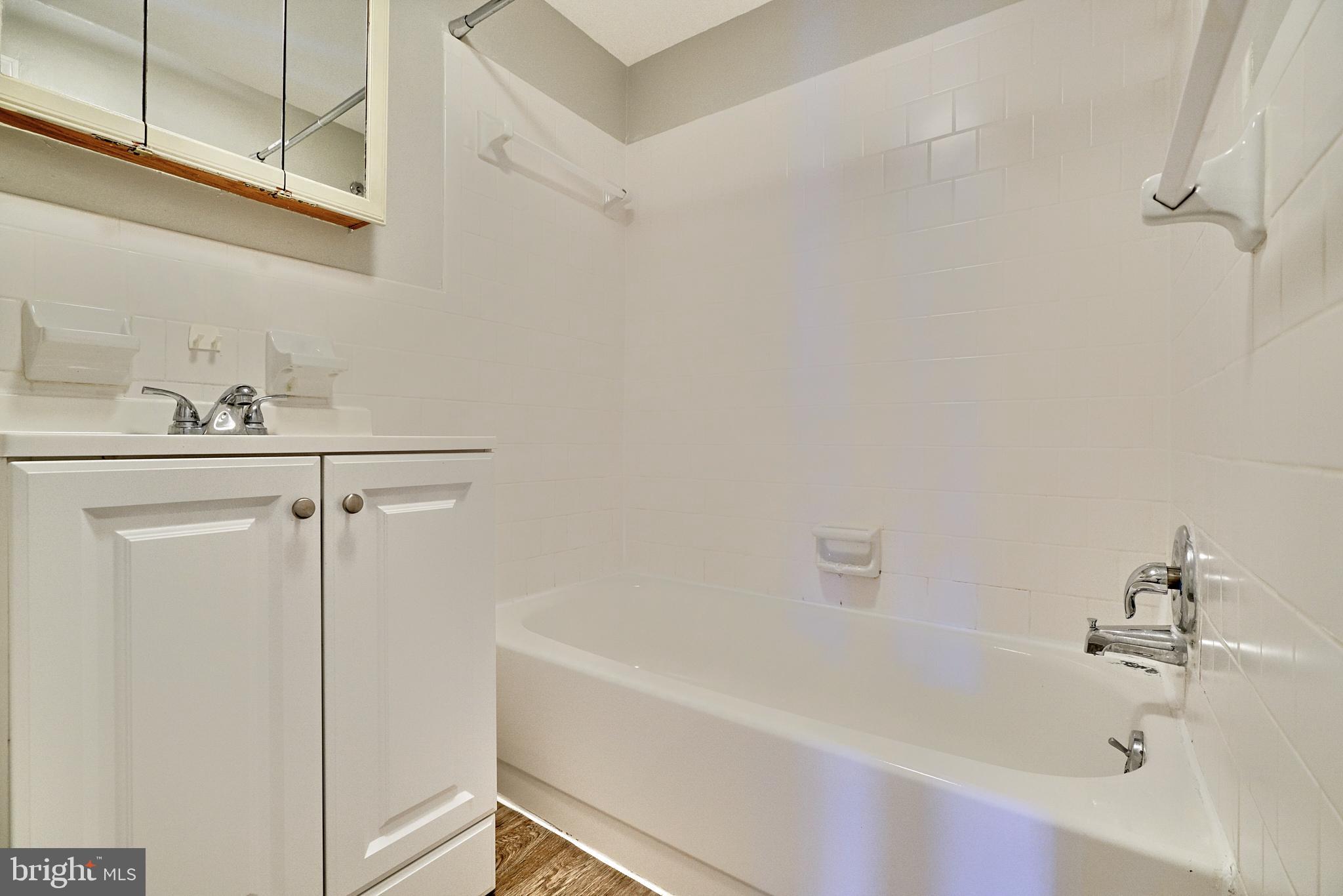 FEDERAL HILL HISTORIC DISTRICT - Residential Lease