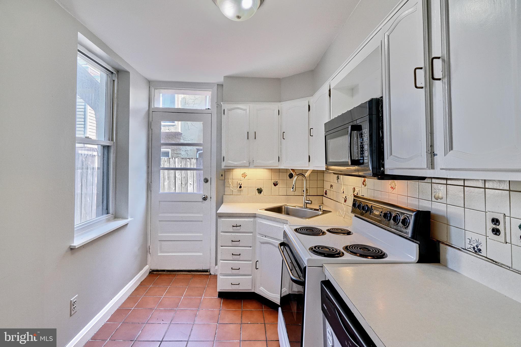 FEDERAL HILL HISTORIC DISTRICT - Residential Lease