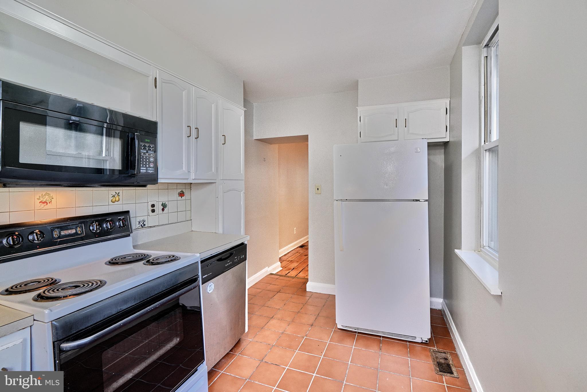 FEDERAL HILL HISTORIC DISTRICT - Residential Lease