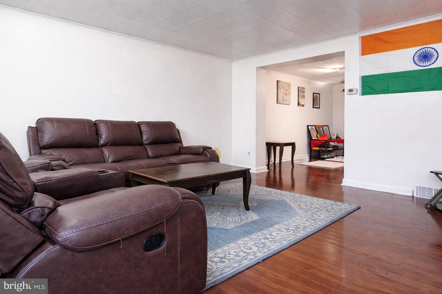 DREXEL PARK GARDEN - Residential