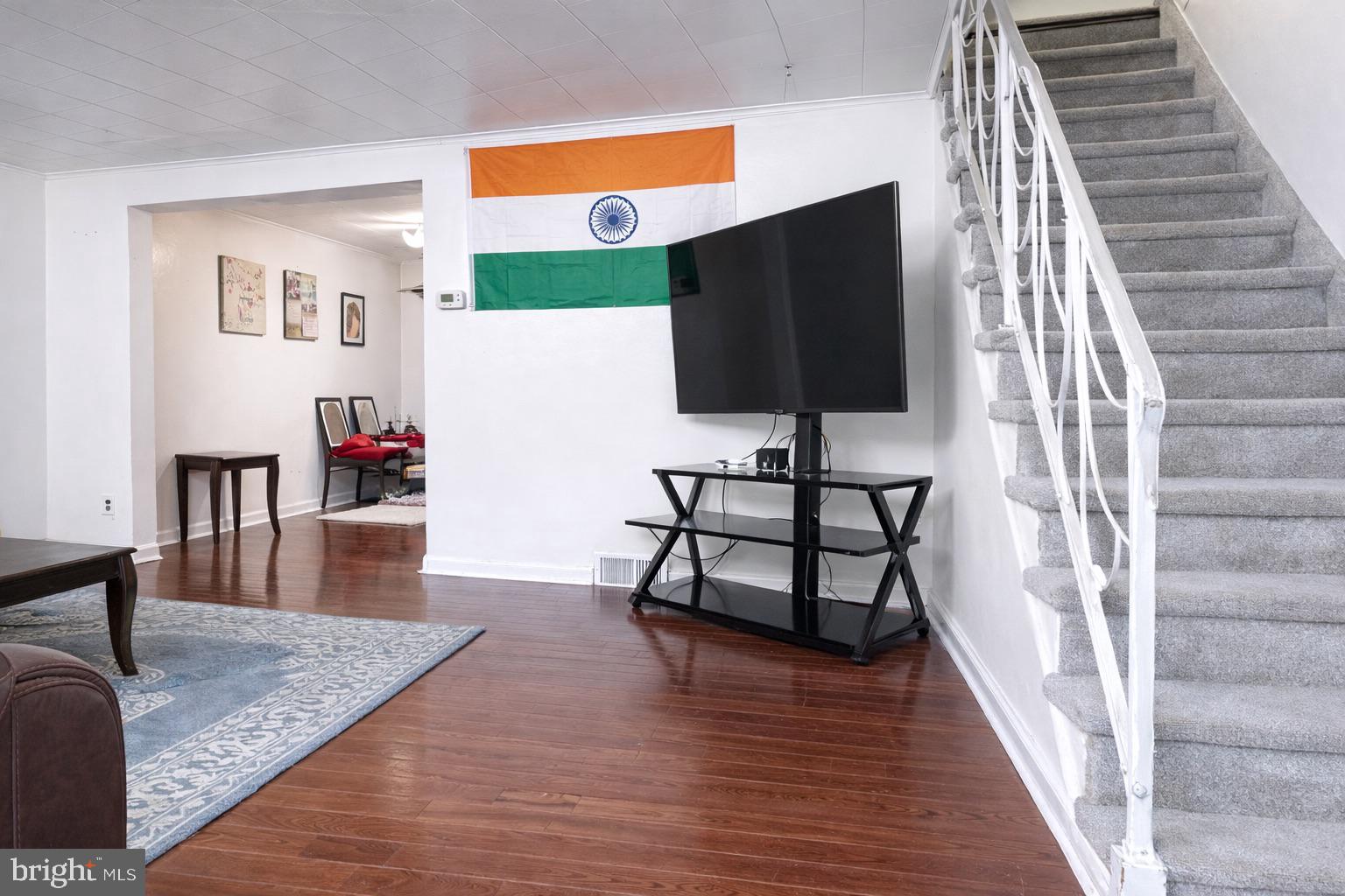 DREXEL PARK GARDEN - Residential