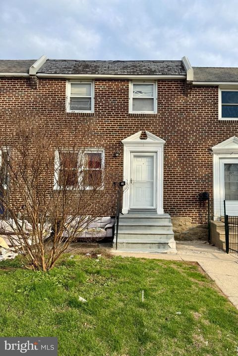 Townhouse For Sale - 85 S Harwood Avenue<br/> UPPER DARBY, PA 19082