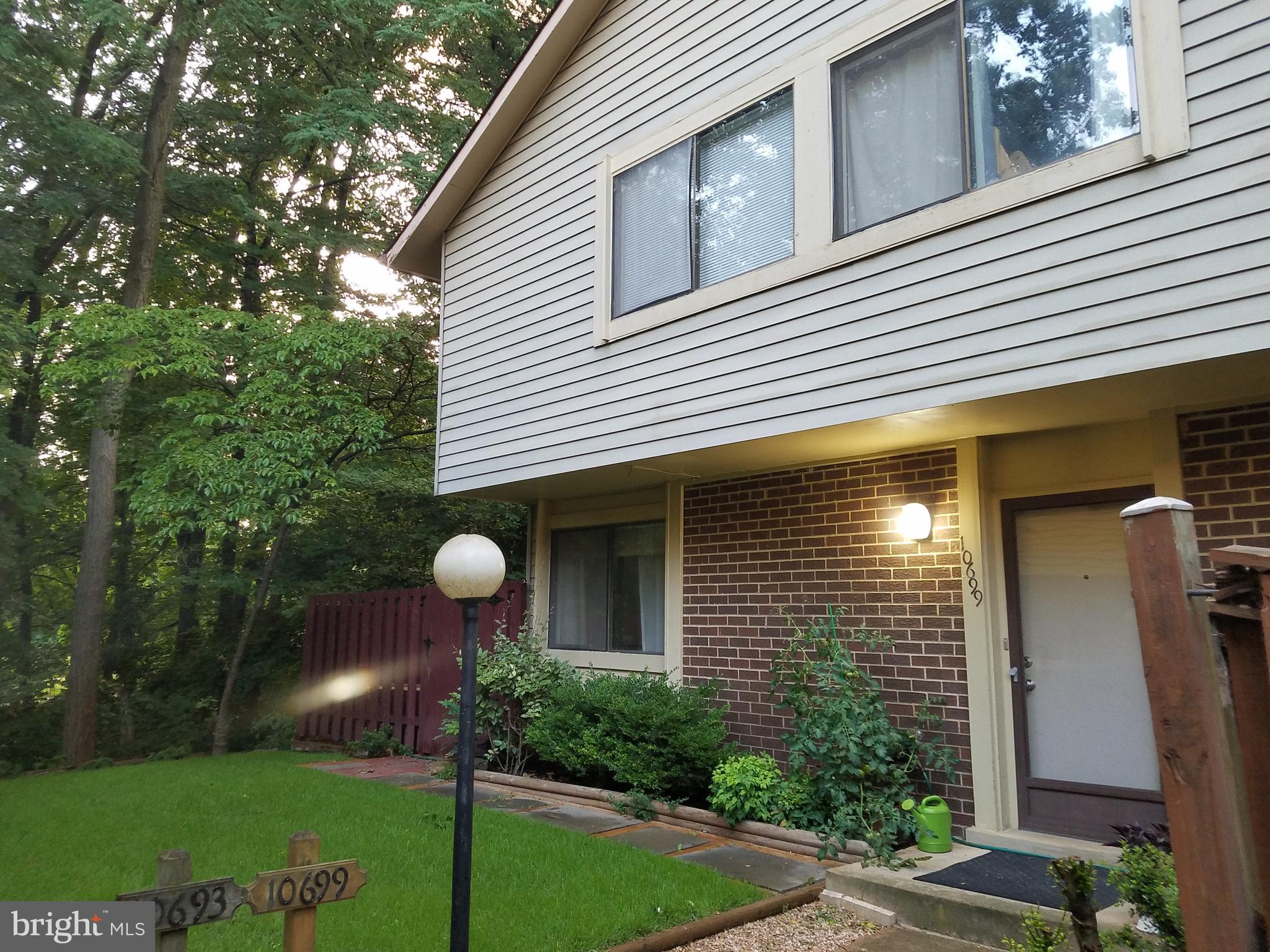 BURKE CENTRE - Residential Lease