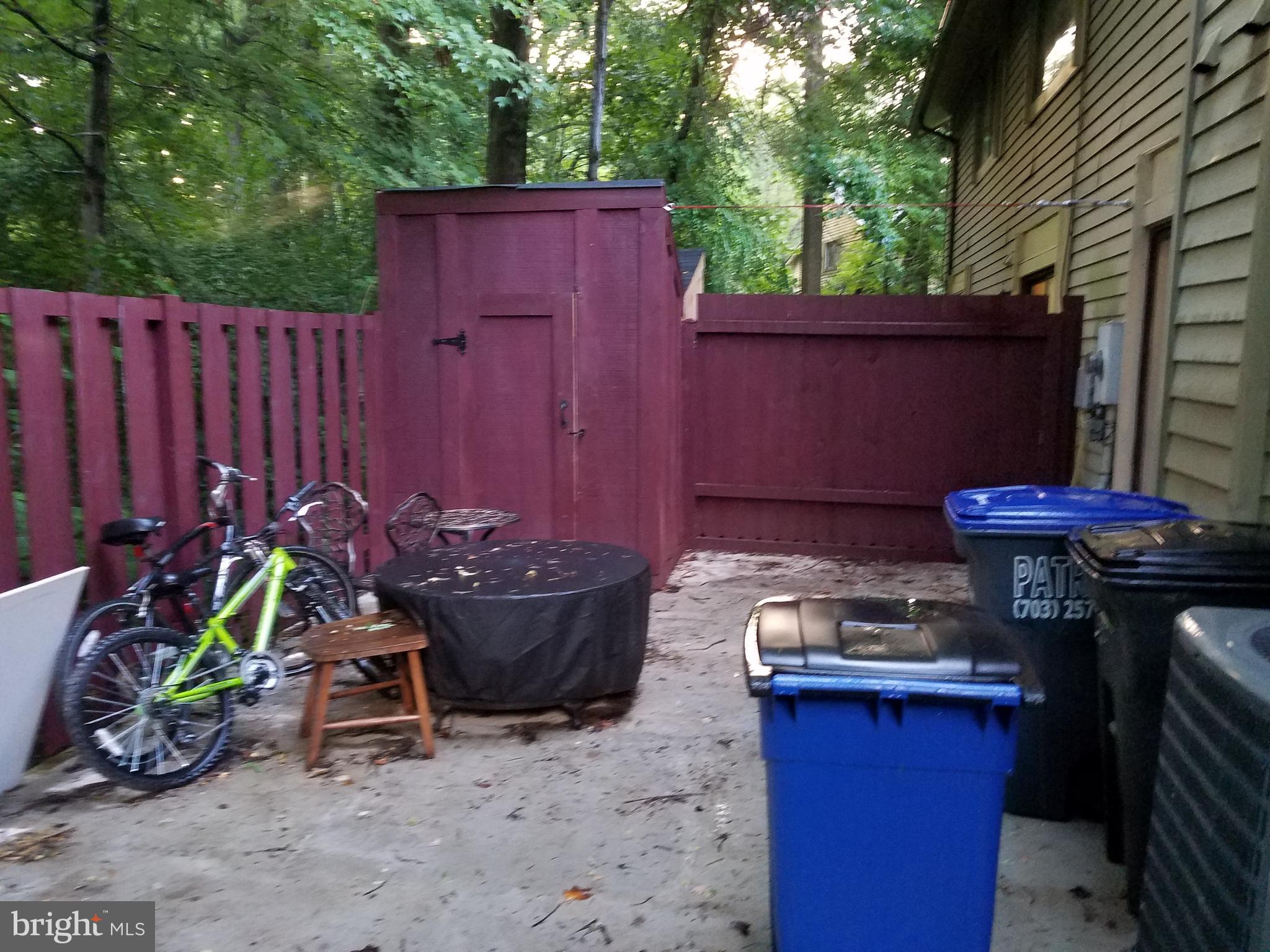 BURKE CENTRE - Residential Lease