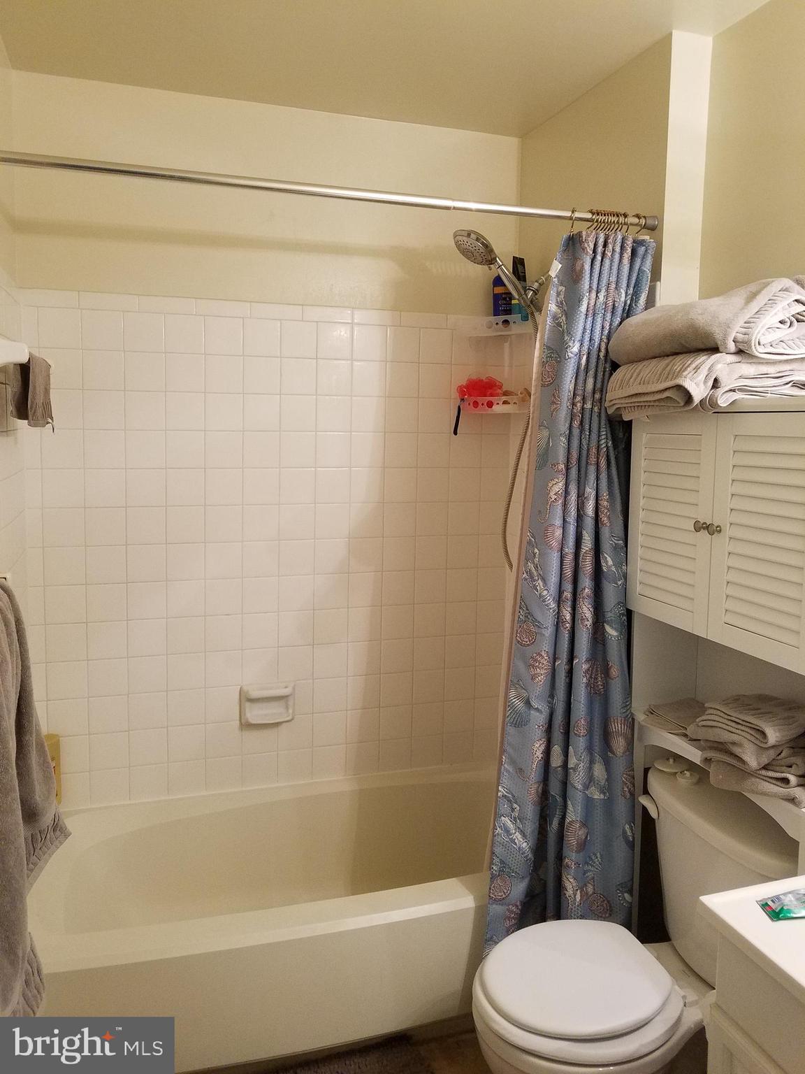 BURKE CENTRE - Residential Lease