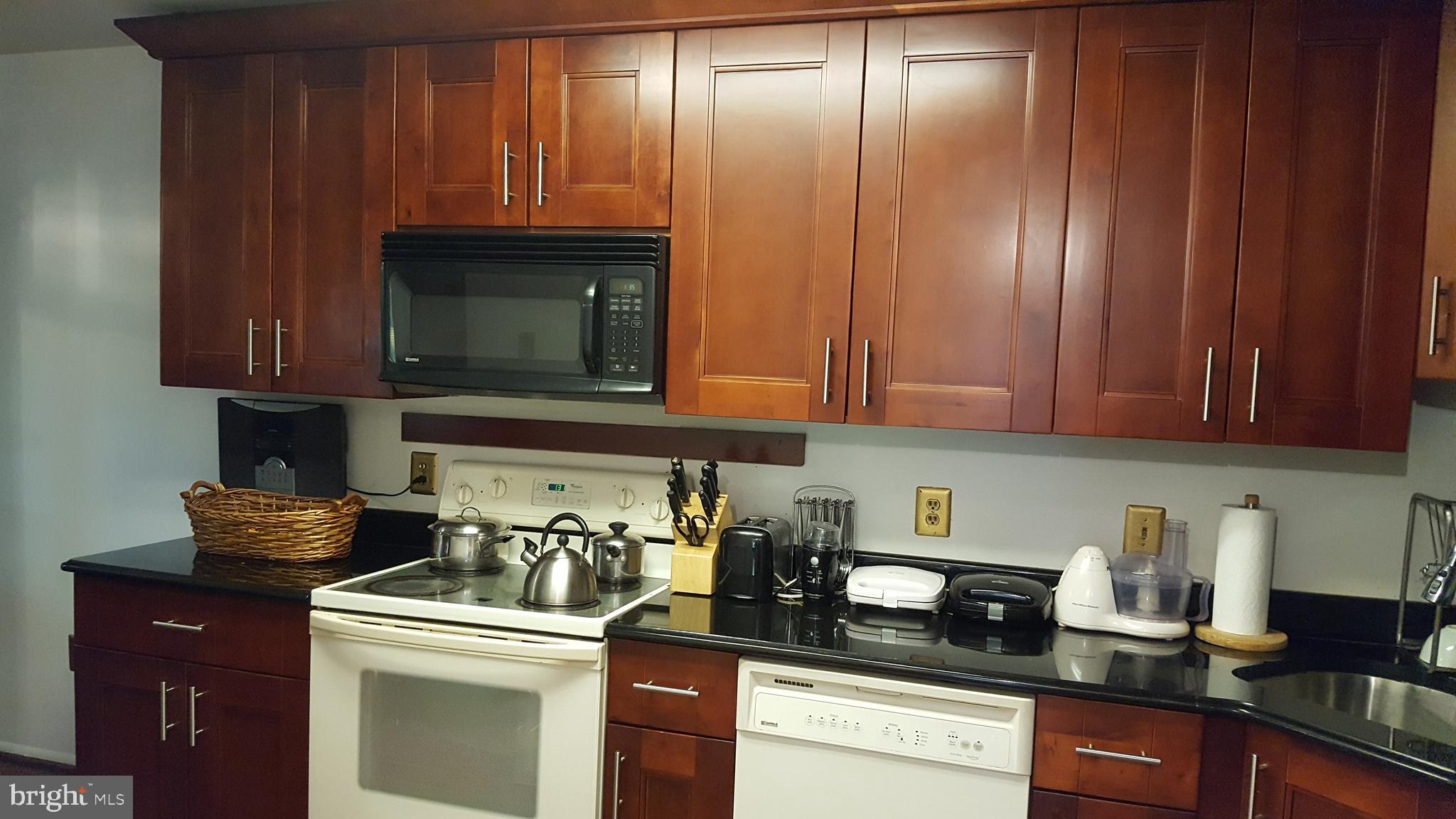 BURKE CENTRE - Residential Lease