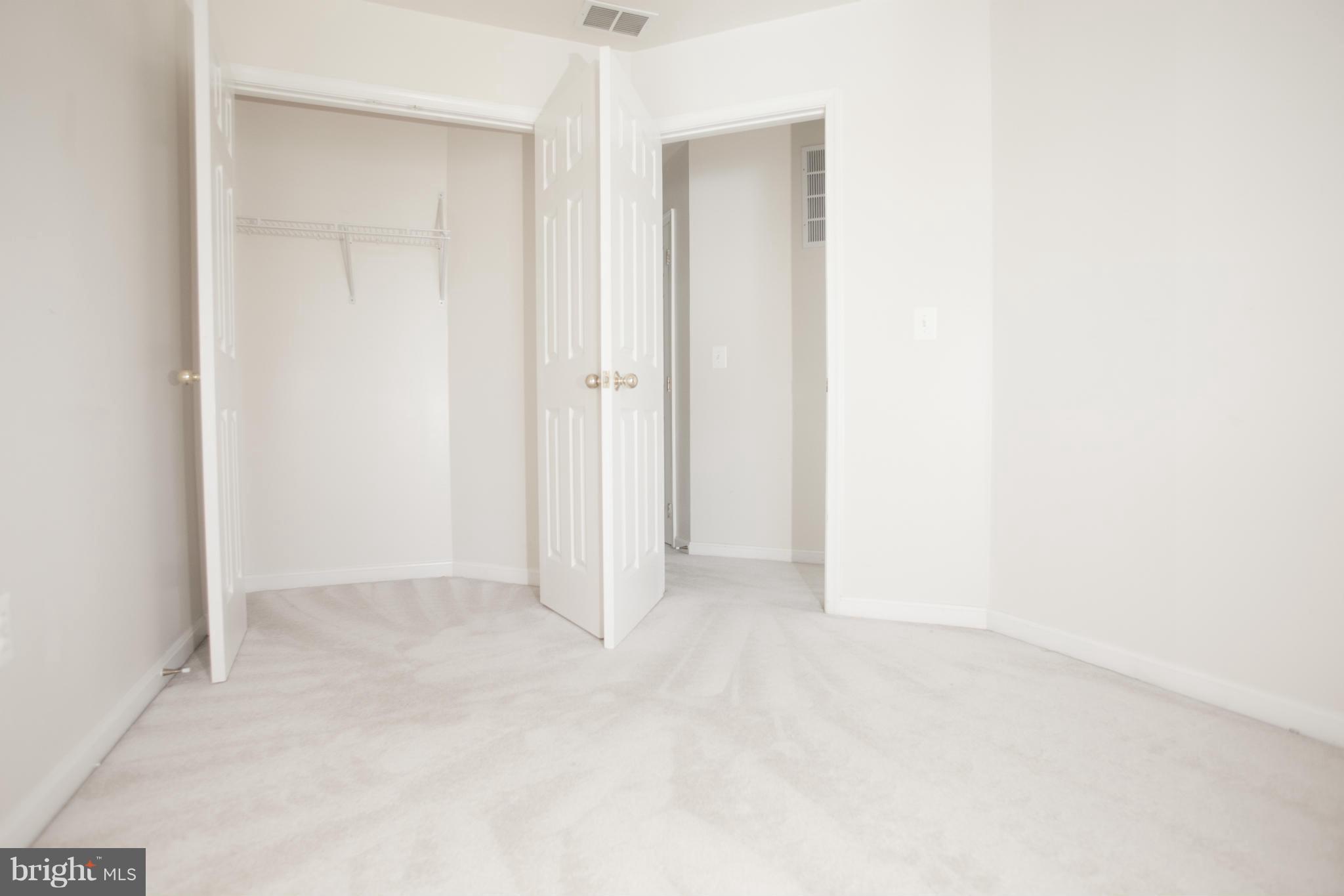 LAUREL - Residential