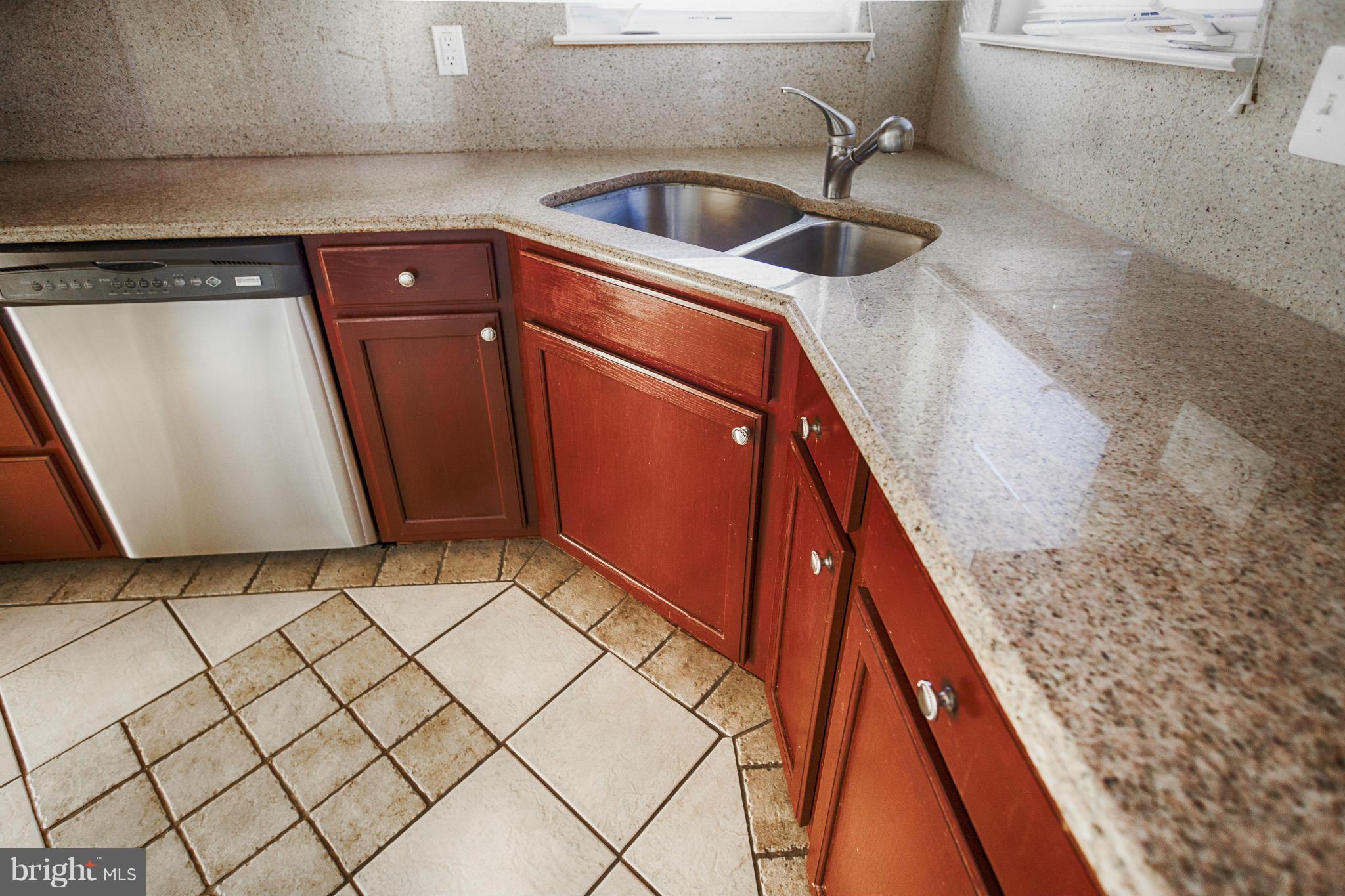 LAUREL - Residential