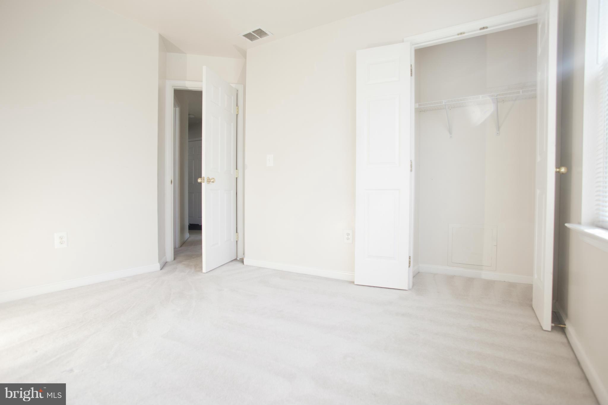 LAUREL - Residential