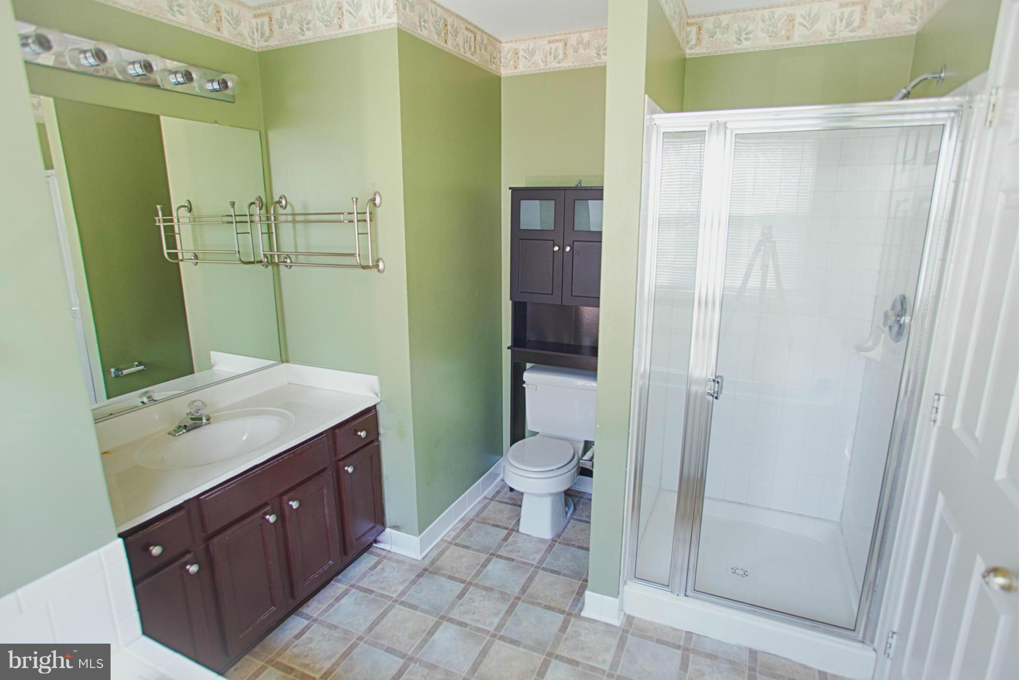 LAUREL - Residential