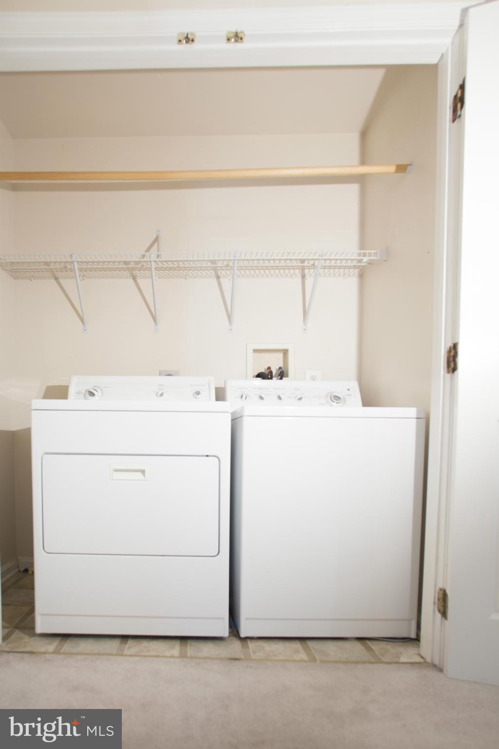 LAUREL - Residential