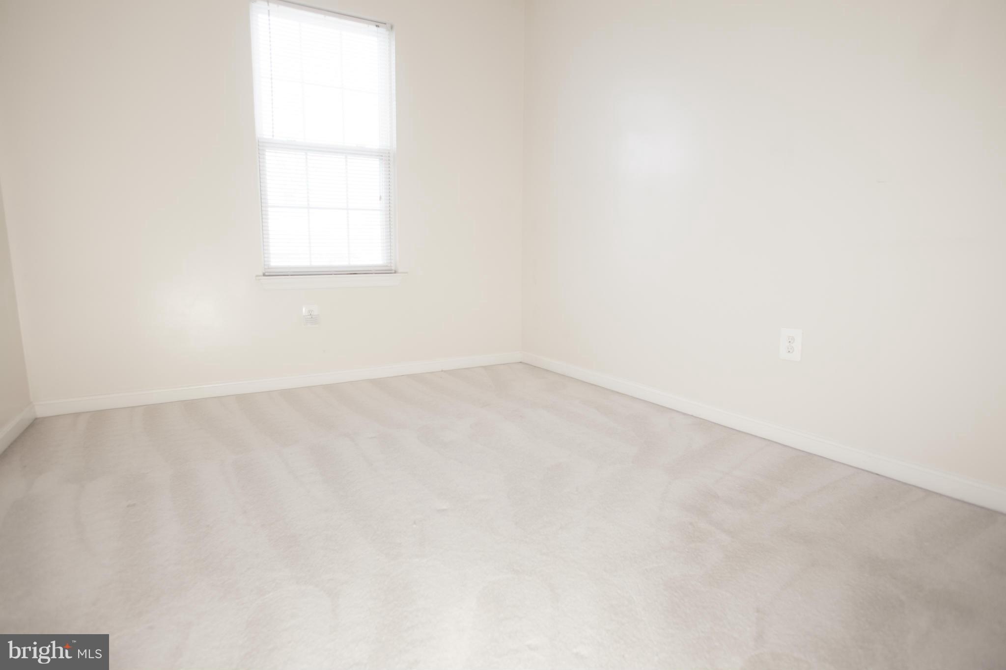 LAUREL - Residential