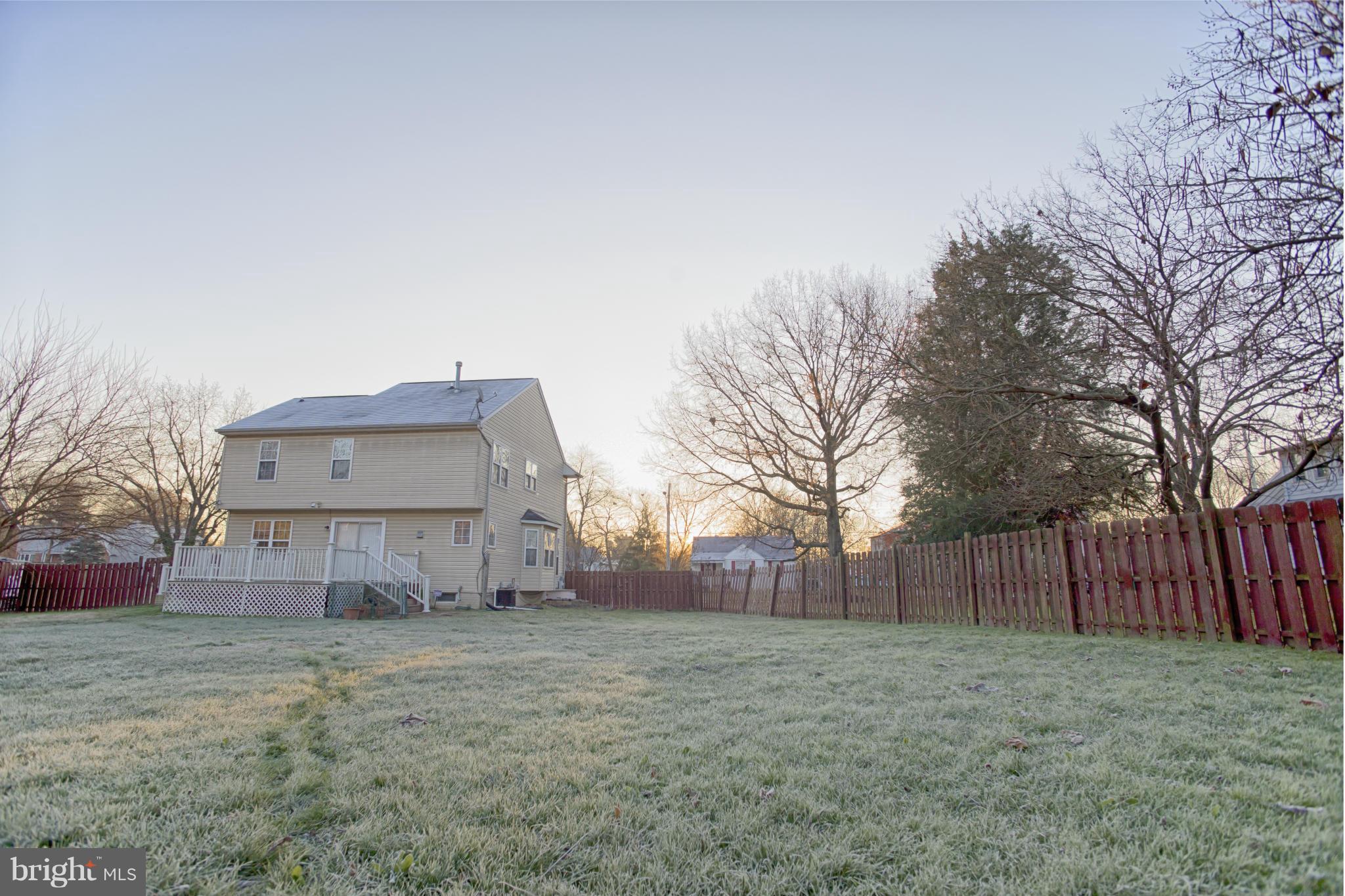 LAUREL - Residential