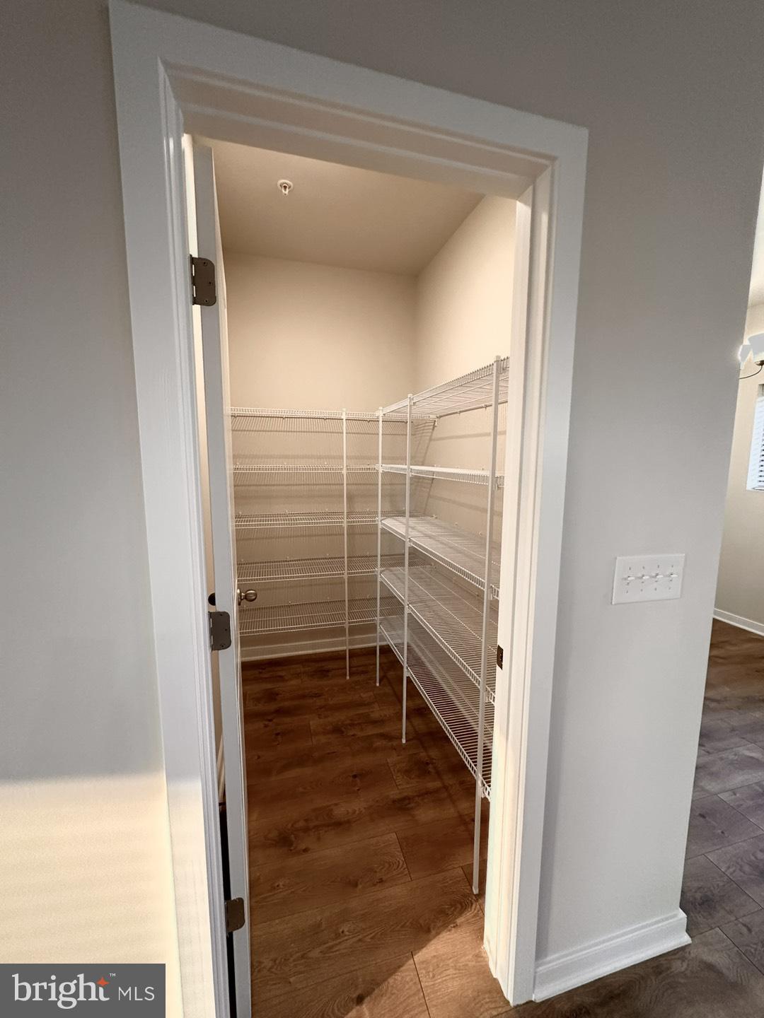 REGAL CHASE - Residential Lease