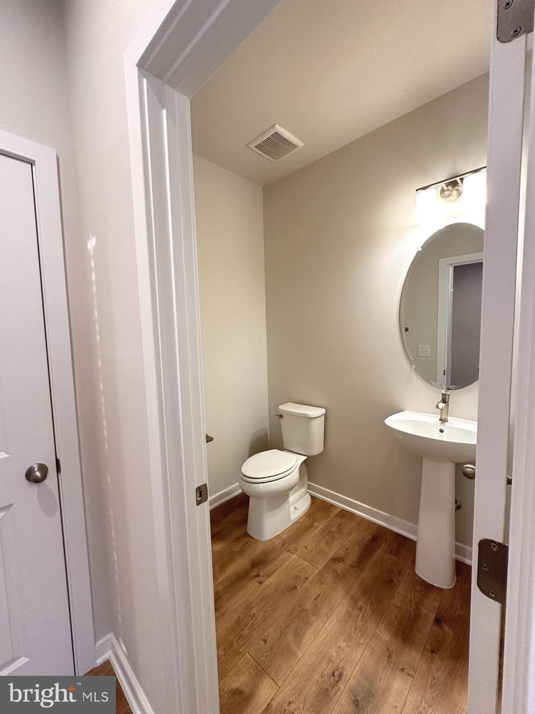 REGAL CHASE - Residential Lease