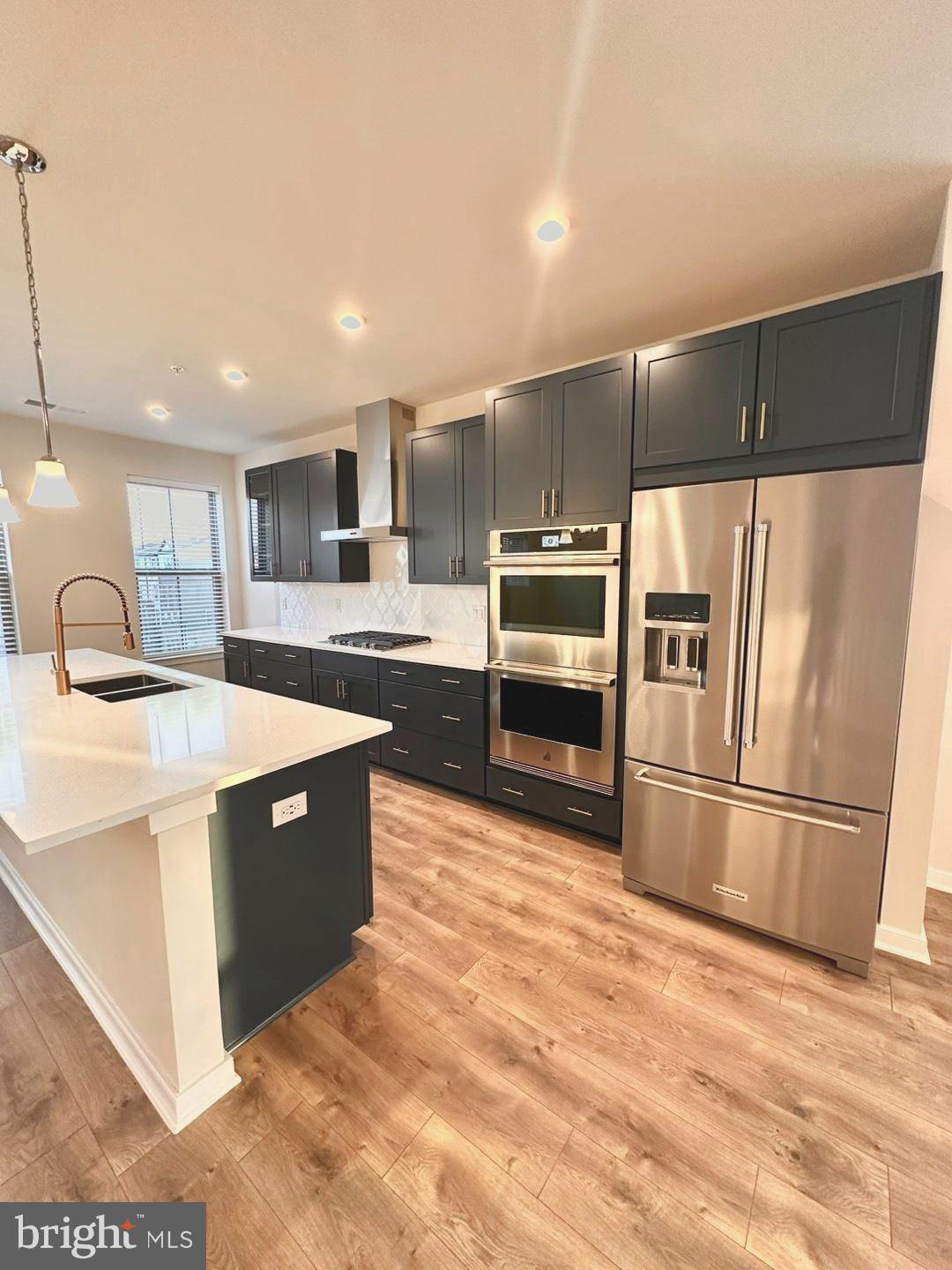 REGAL CHASE - Residential Lease