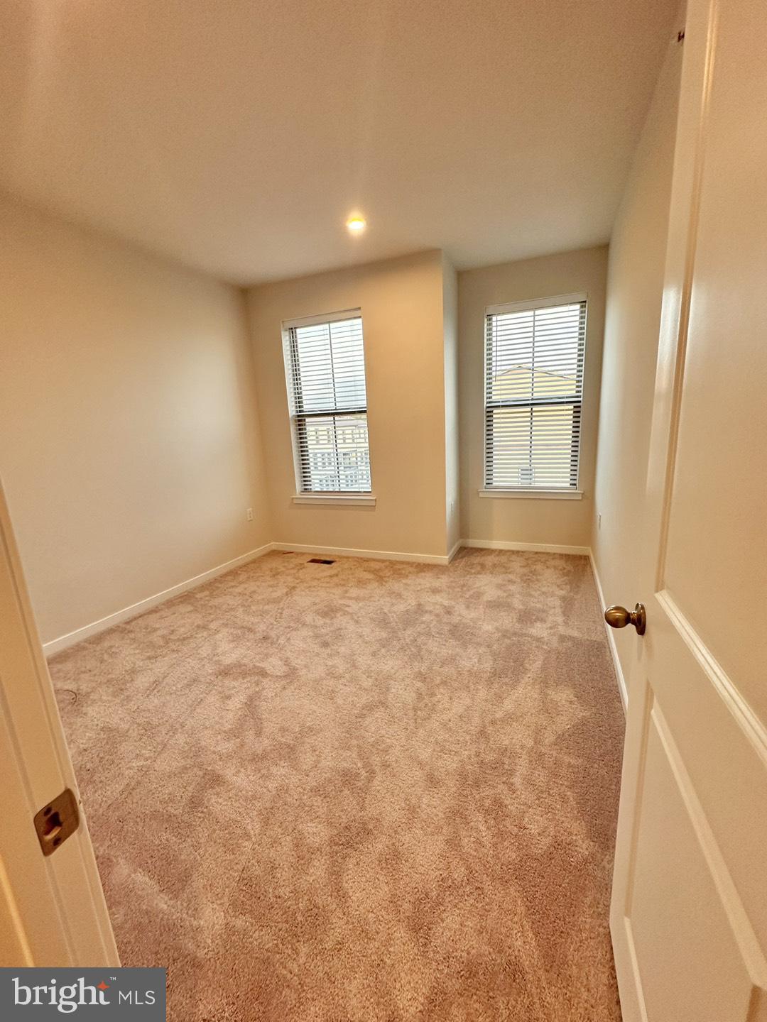 REGAL CHASE - Residential Lease