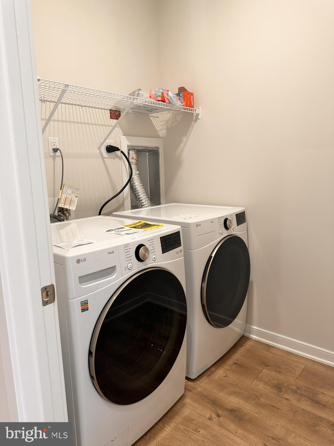 REGAL CHASE - Residential Lease