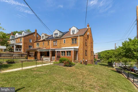 MLS: DCDC2258060
