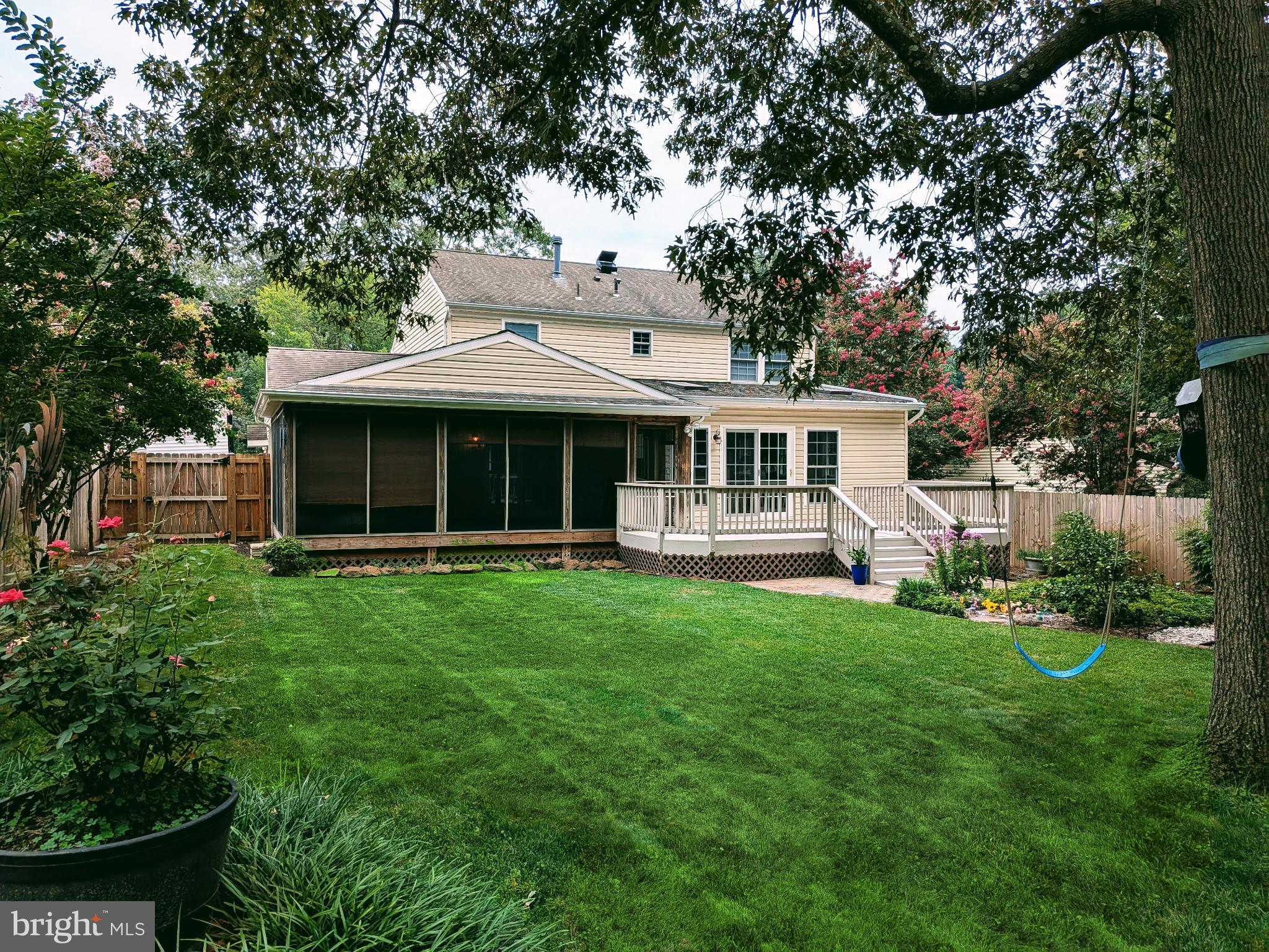 708 RADNOR COURT