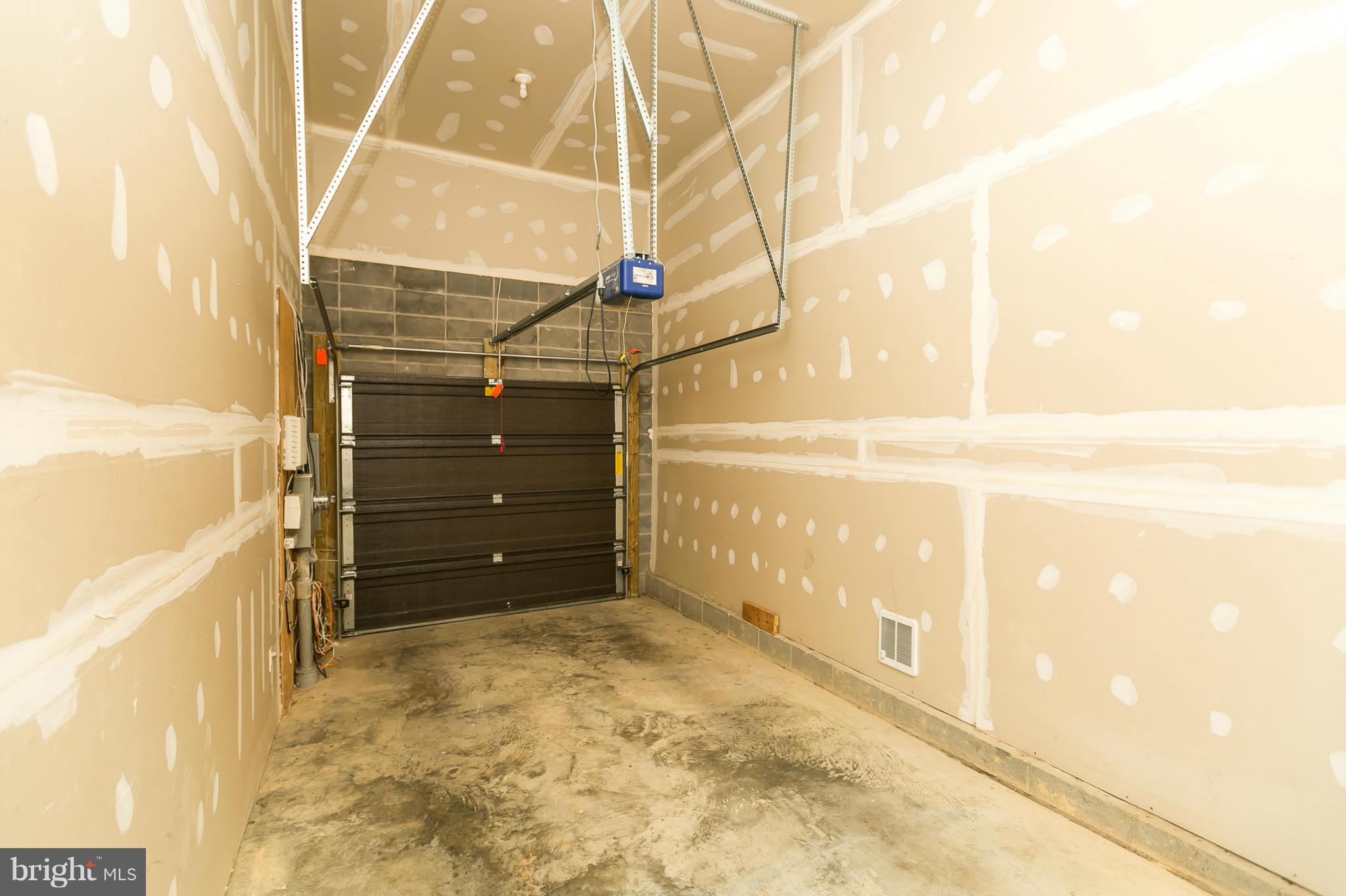 STATION NORTH ARTS DISTRICT - Residential