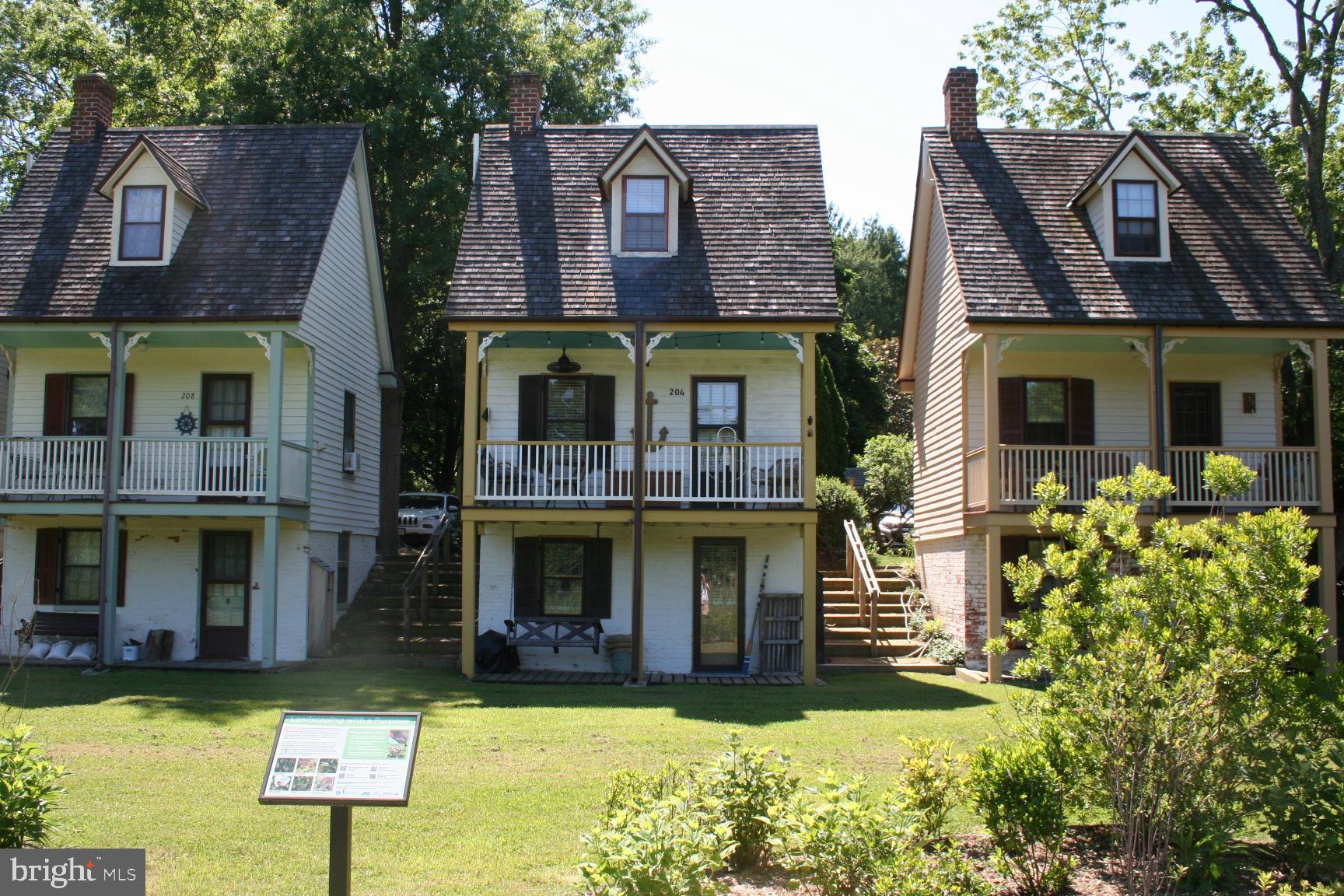 204 CORSICA STREET
