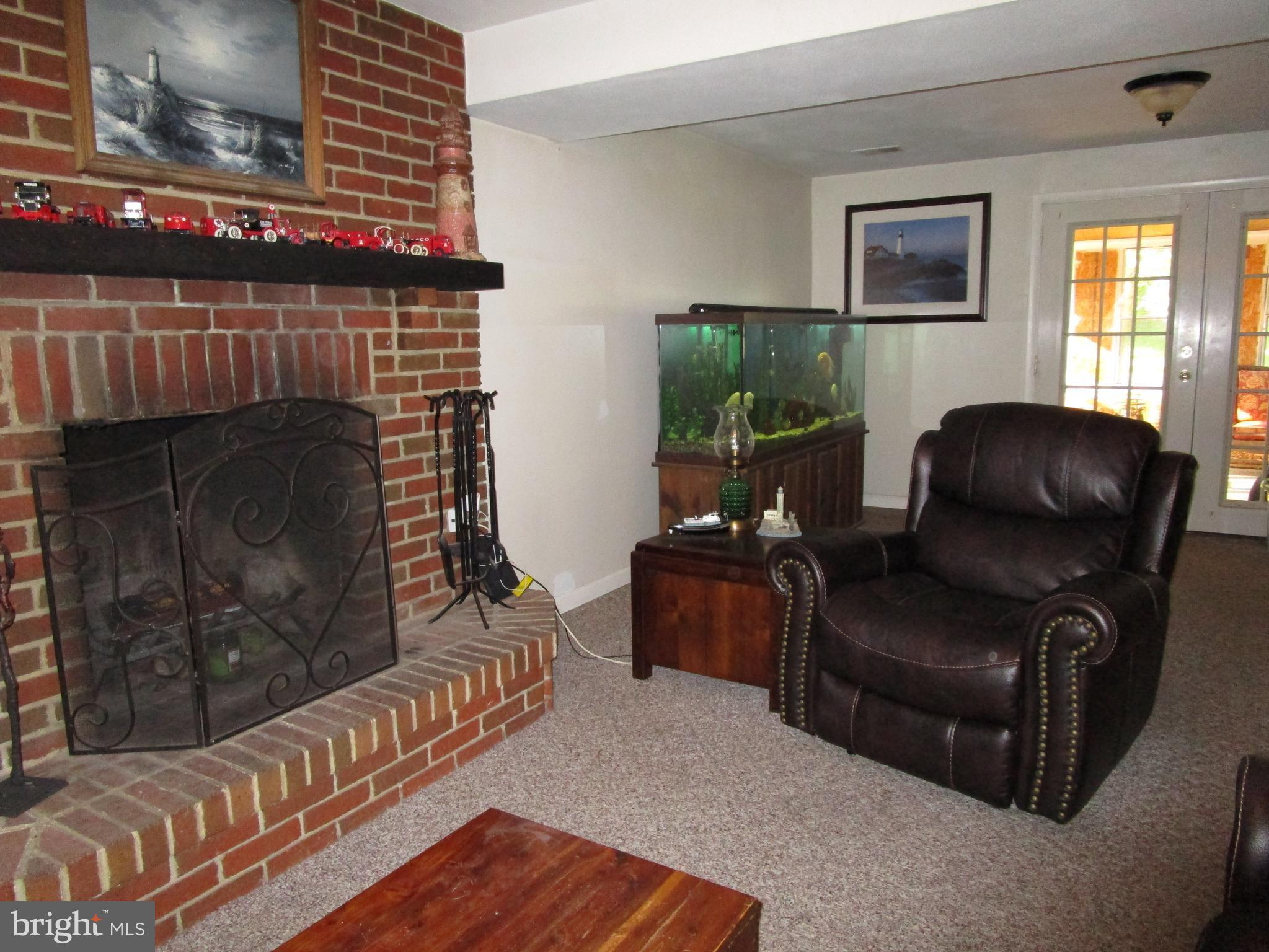 FOUR SEASONS ESTATES - Residential