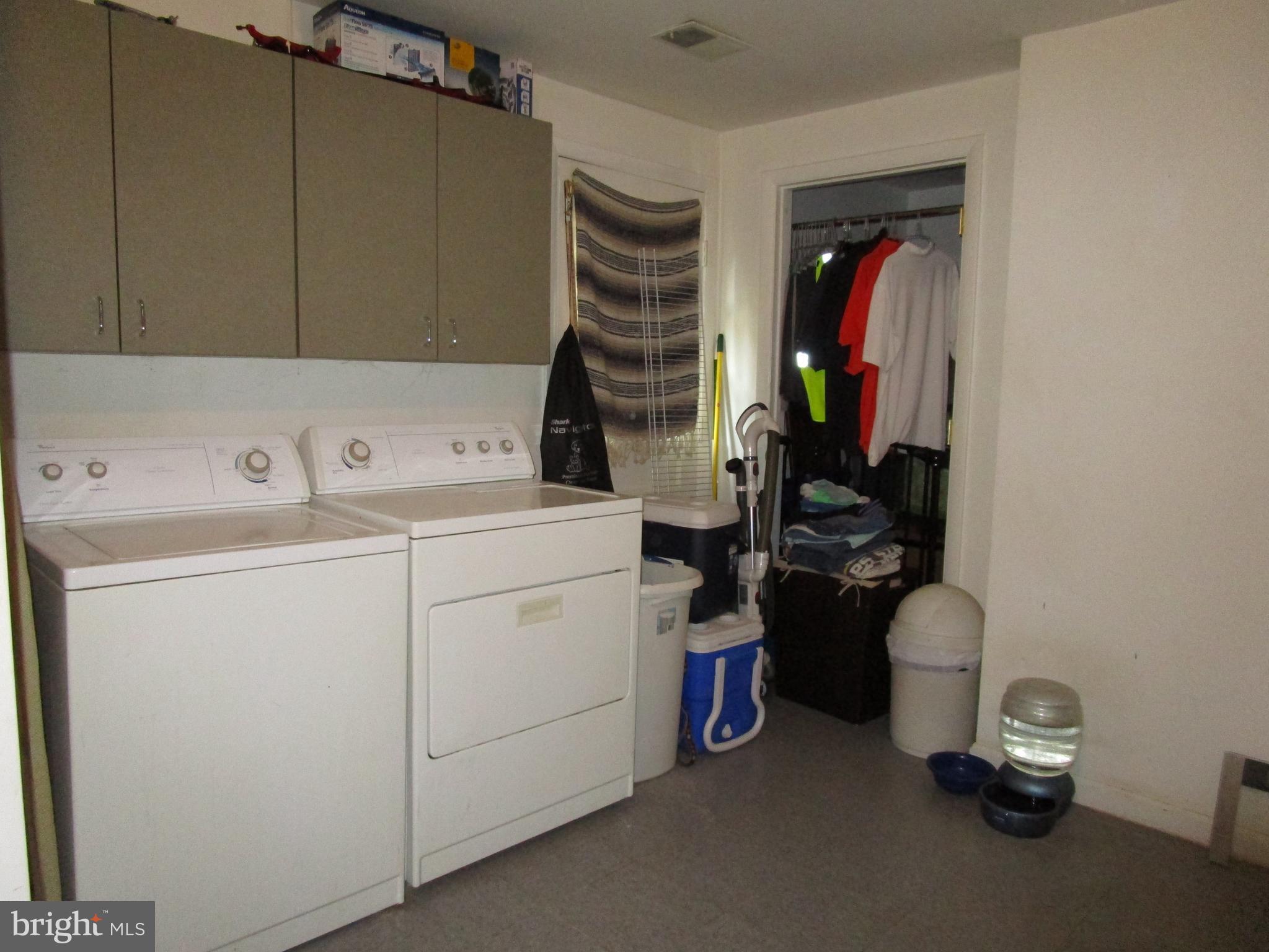 FOUR SEASONS ESTATES - Residential