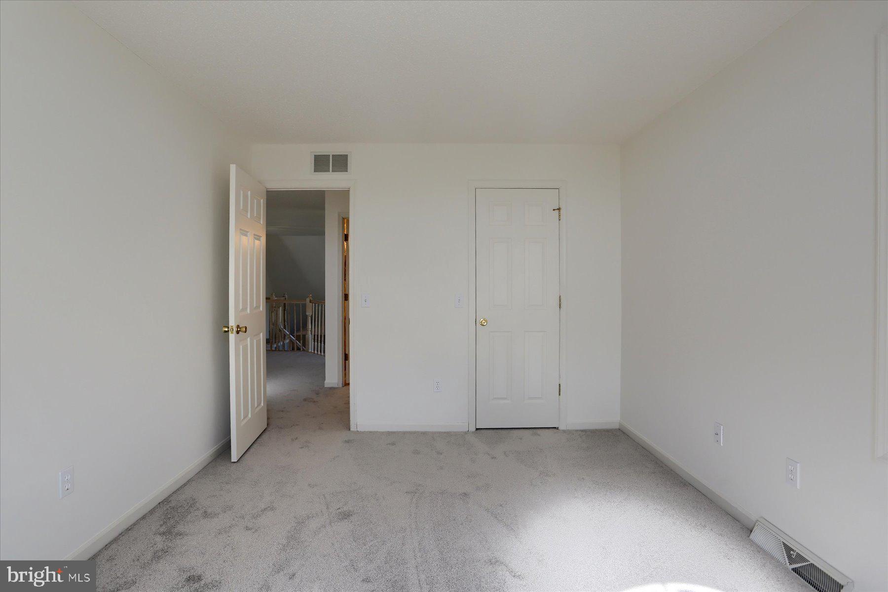 OAKWOOD - Residential