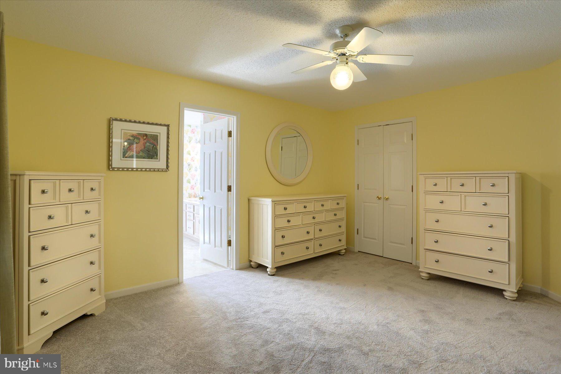 OAKWOOD - Residential