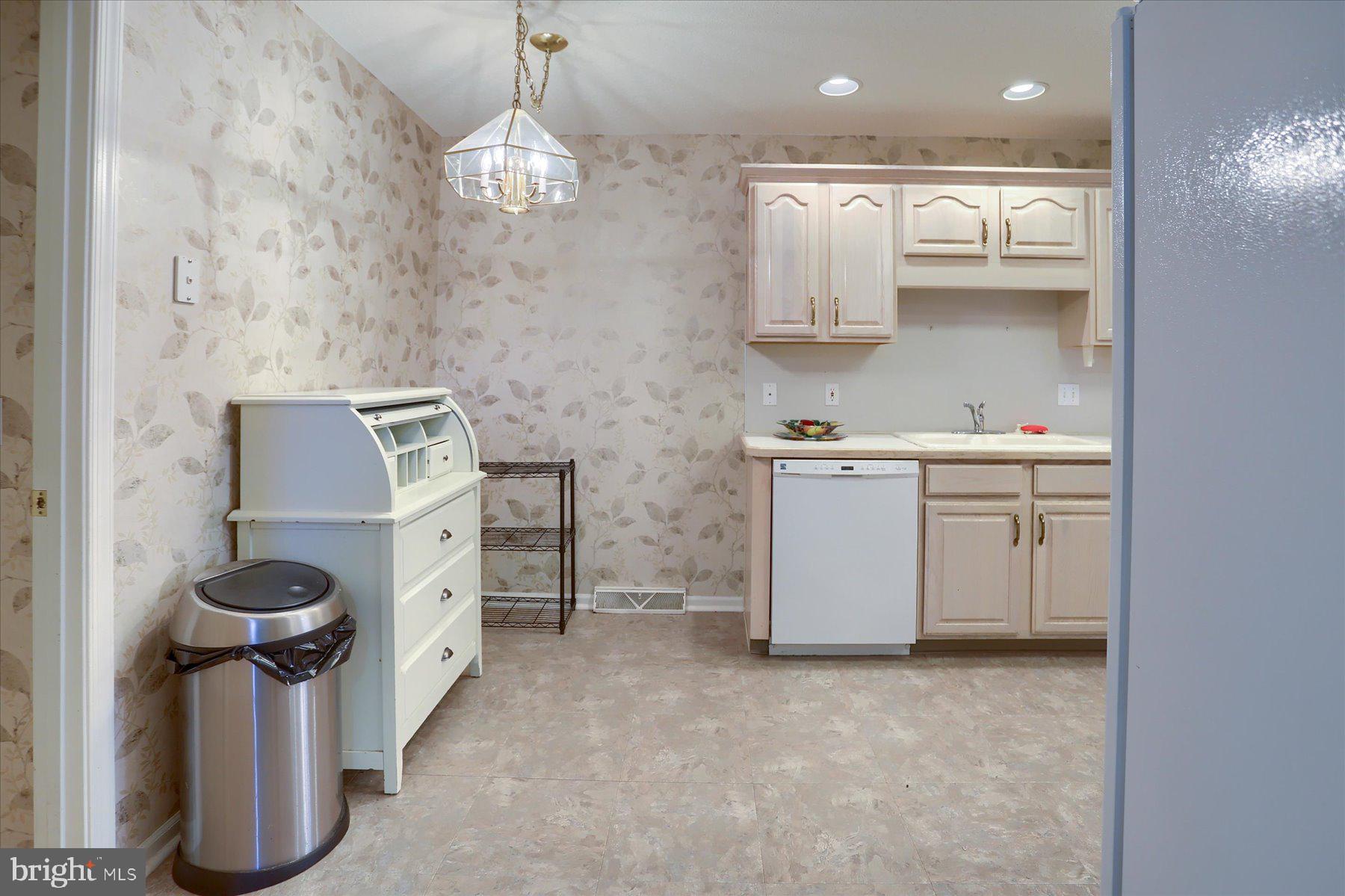 OAKWOOD - Residential