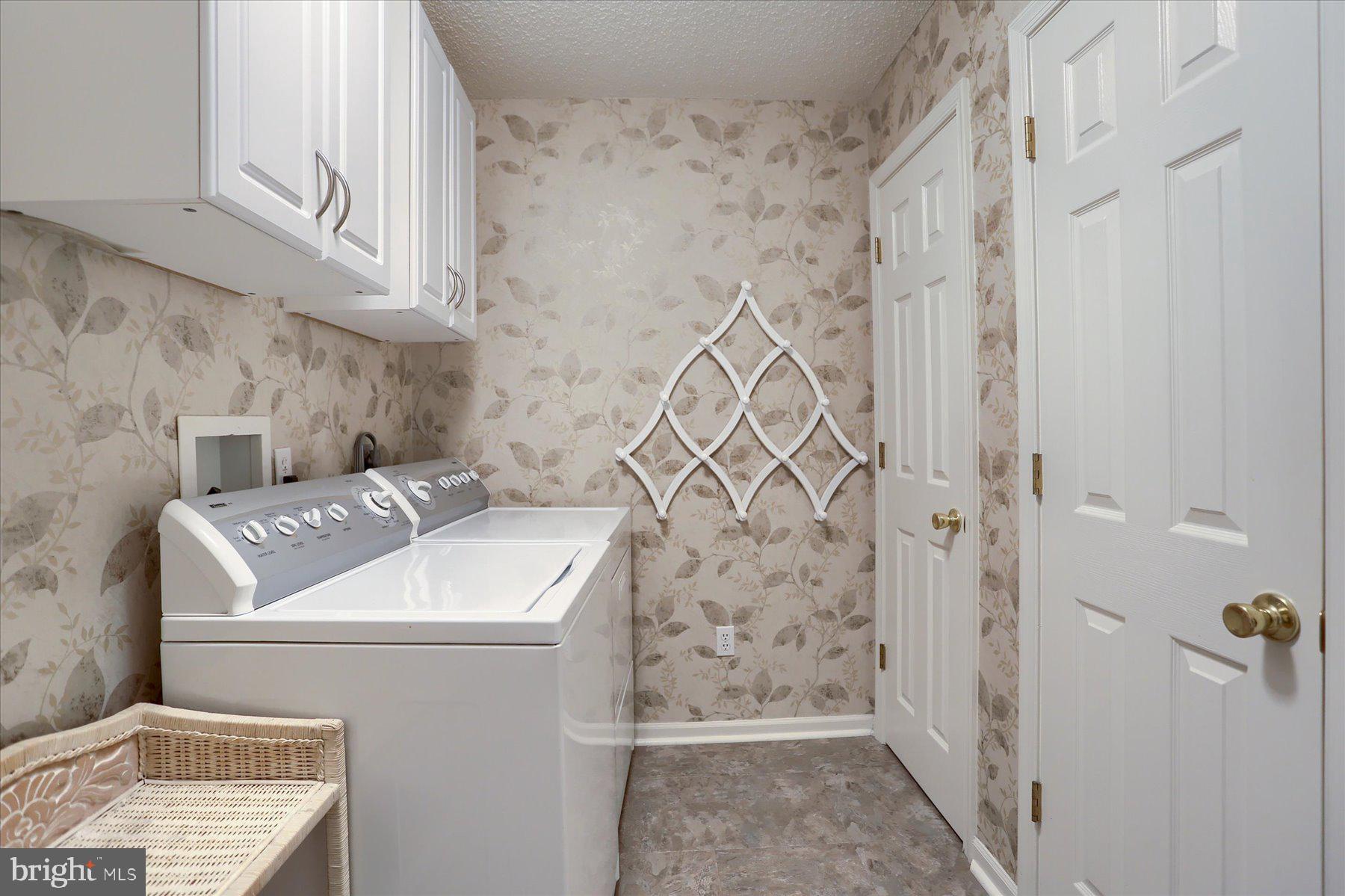 OAKWOOD - Residential