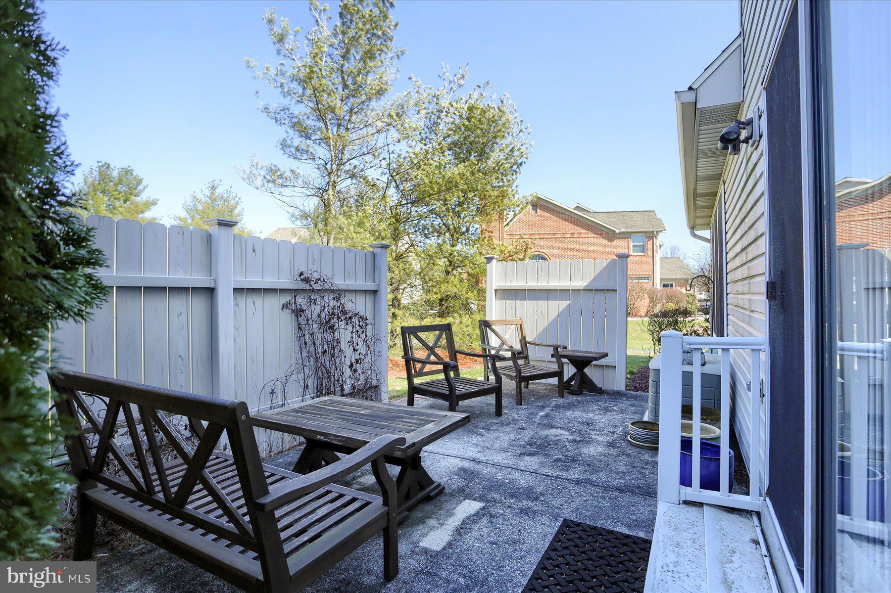OAKWOOD - Residential