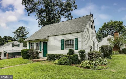 114 COLBURN DRIVE MANASSAS PARK VA 20111