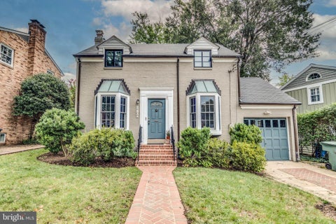 Photo of 2705 Fordham Road, ALEXANDRIA, VA 22302 (MLS # VAAX2066396)