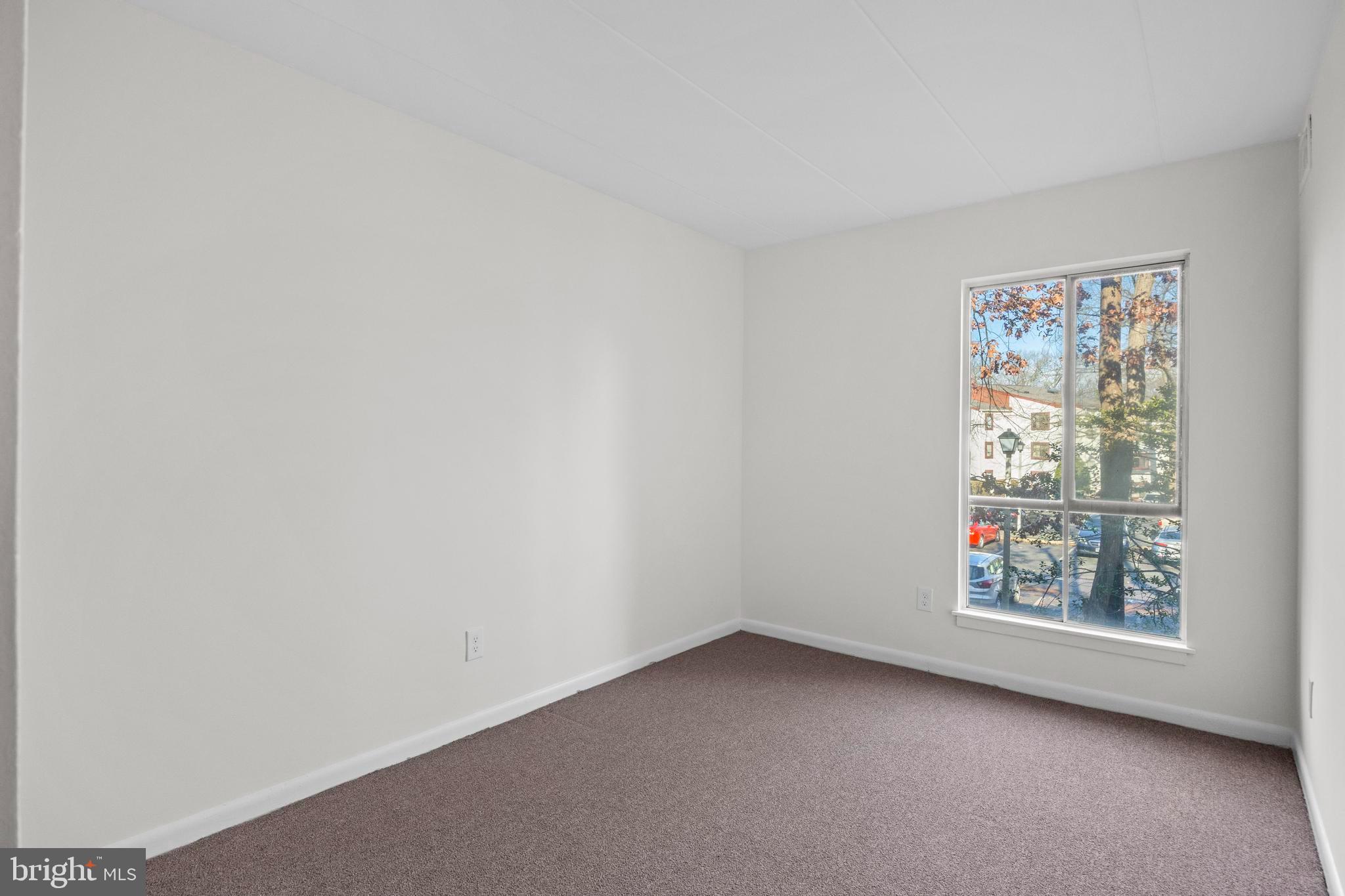 GLENVALE CONDO - Residential