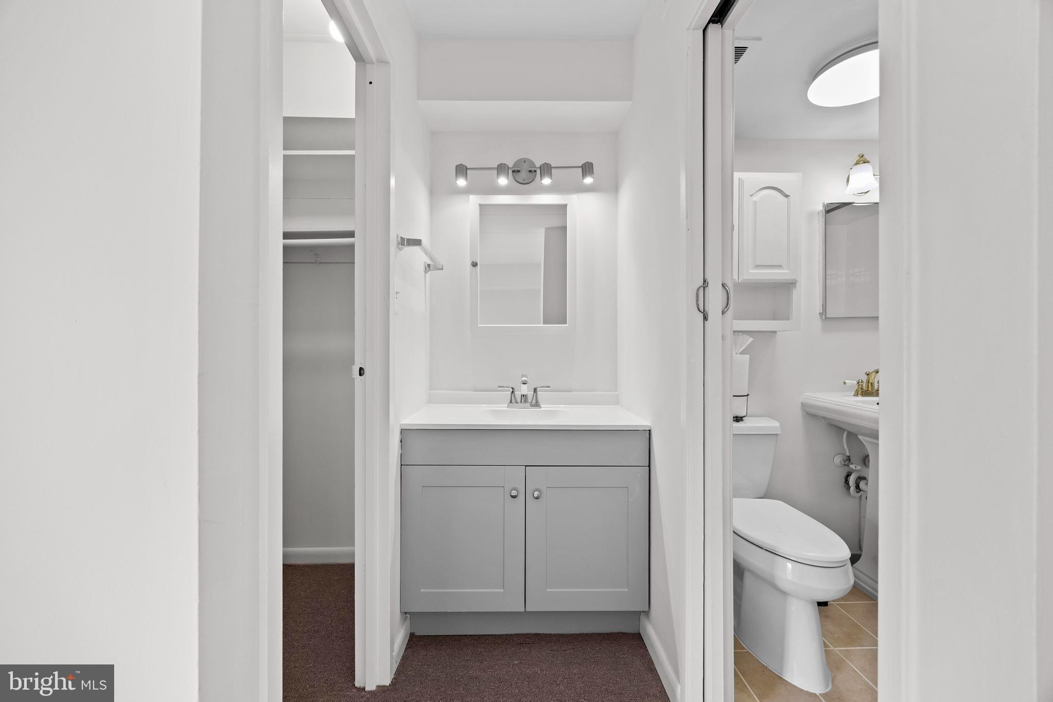 GLENVALE CONDO - Residential